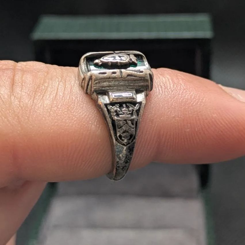 JOSTENS 1928年 スターリングシルバー925 13号 カレッジリング - メルカリ