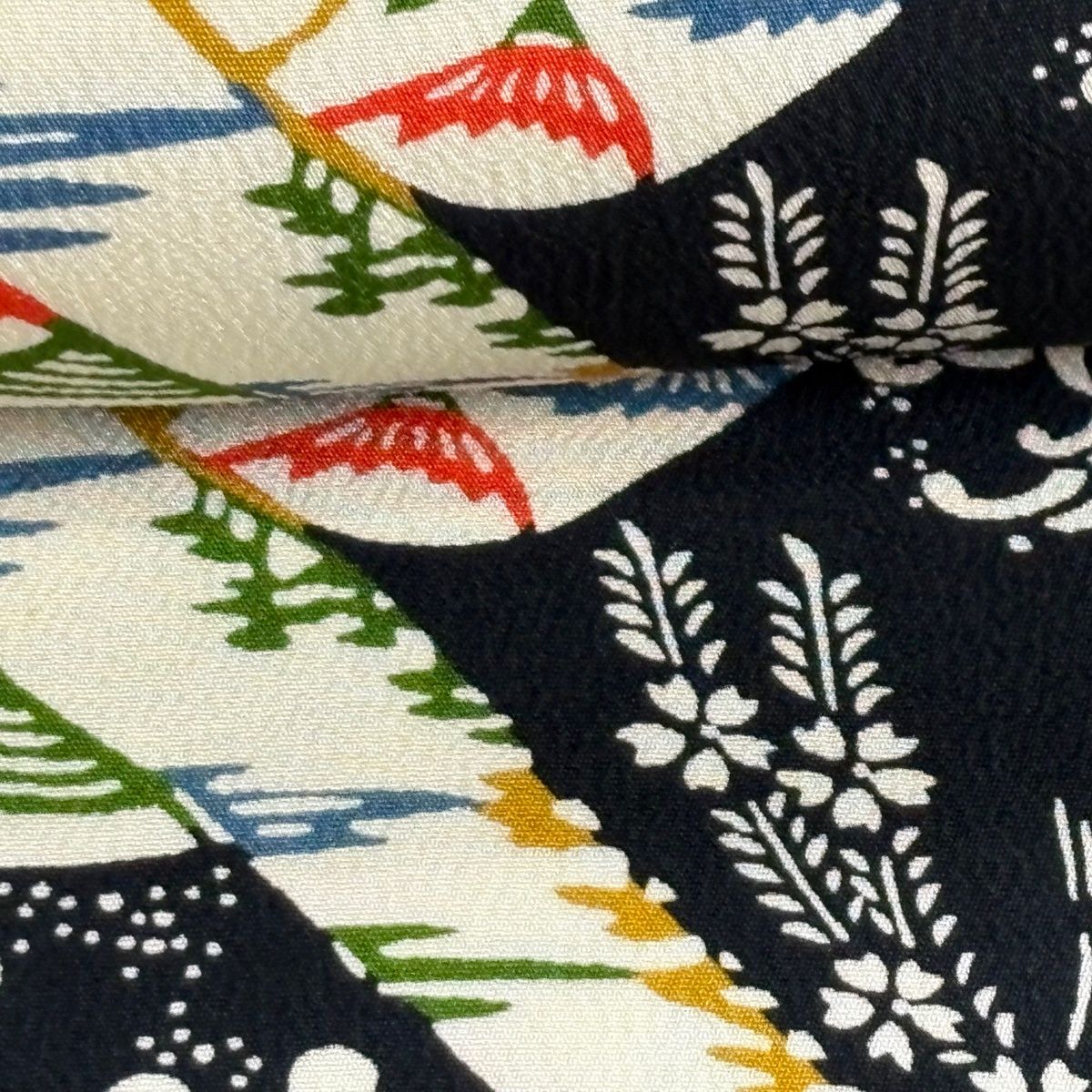  反物 秀品 小紋 花鳥 波頭 クリーム 正絹 小紋 着物反物