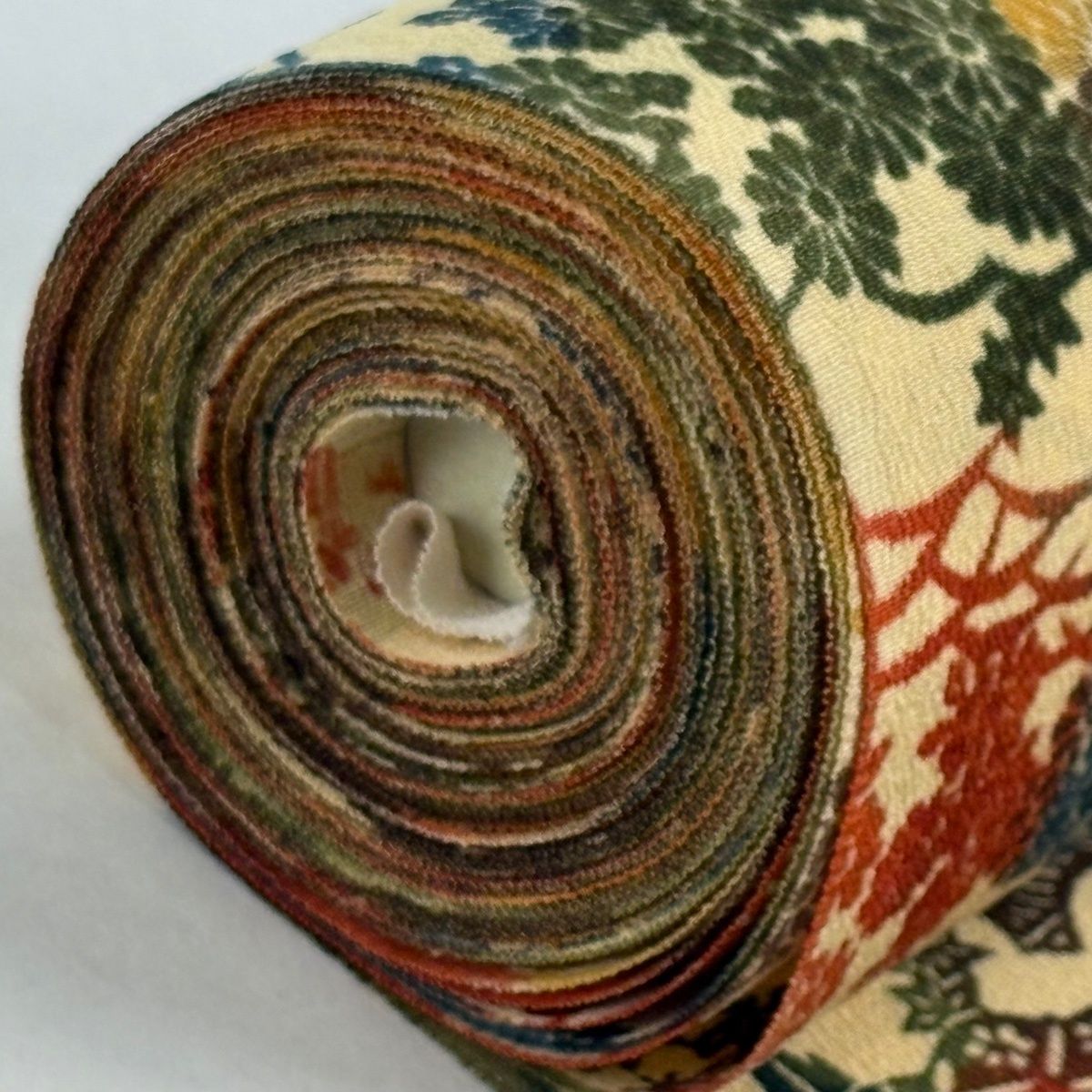  反物 秀品 小紋 草木染 雲文 草花 山吹色 正絹 その他 着物反物