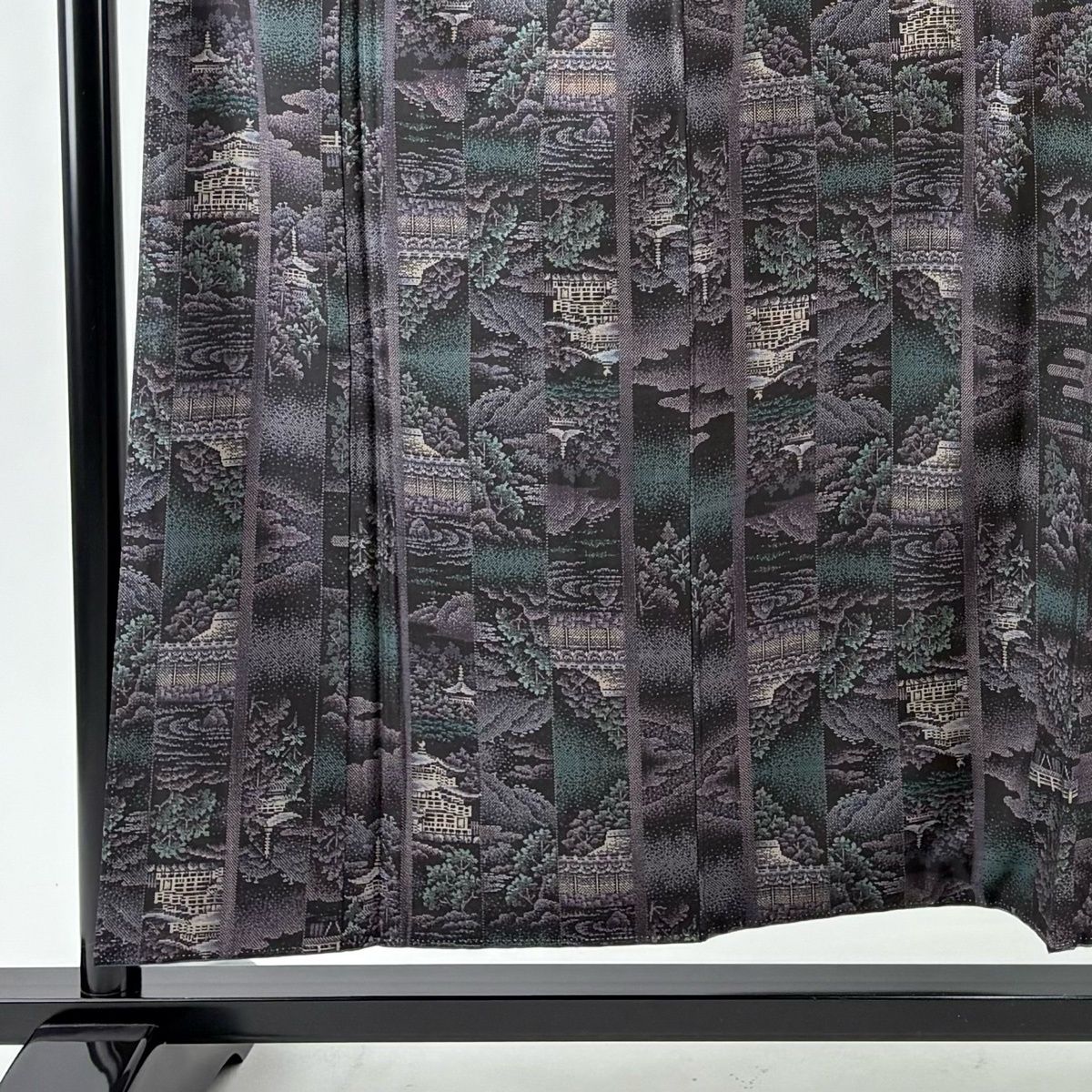紬 身丈158.5 cm 裄丈65.5 M 袷 建物 樹木 墨色 正絹