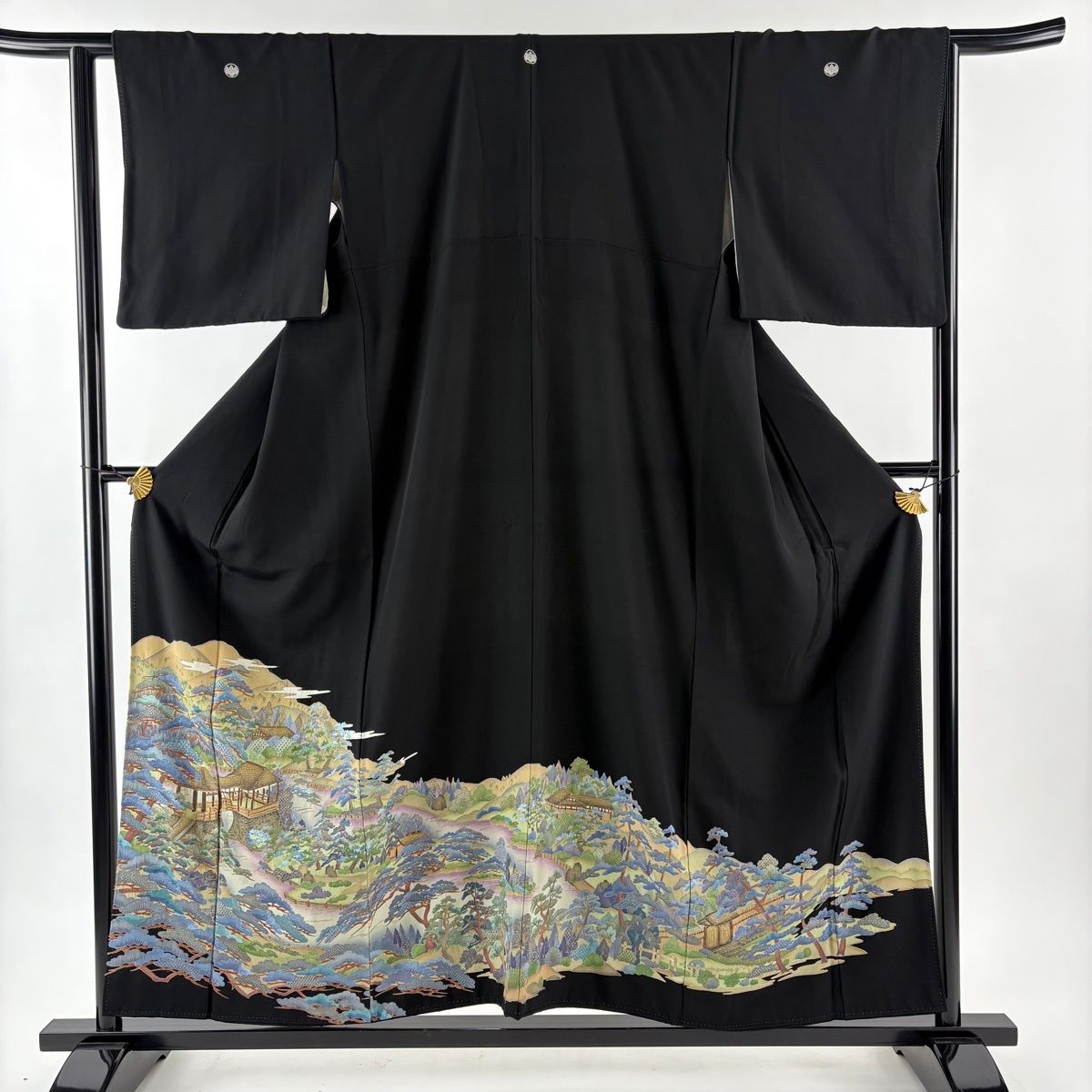 黒留袖 身丈155 cm 裄丈63.5 S 袷 風景 松 刺繍 金糸 黒 正絹