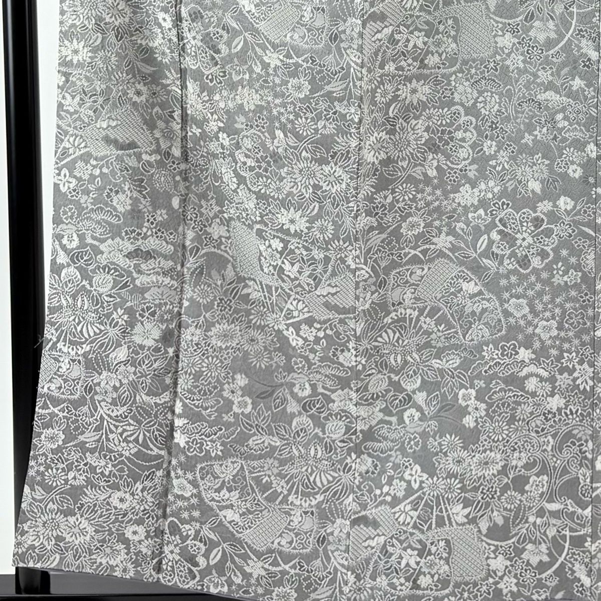小紋 身丈157.5 cm 裄丈64 M 袷 紋意匠 扇 草花 灰色 正絹