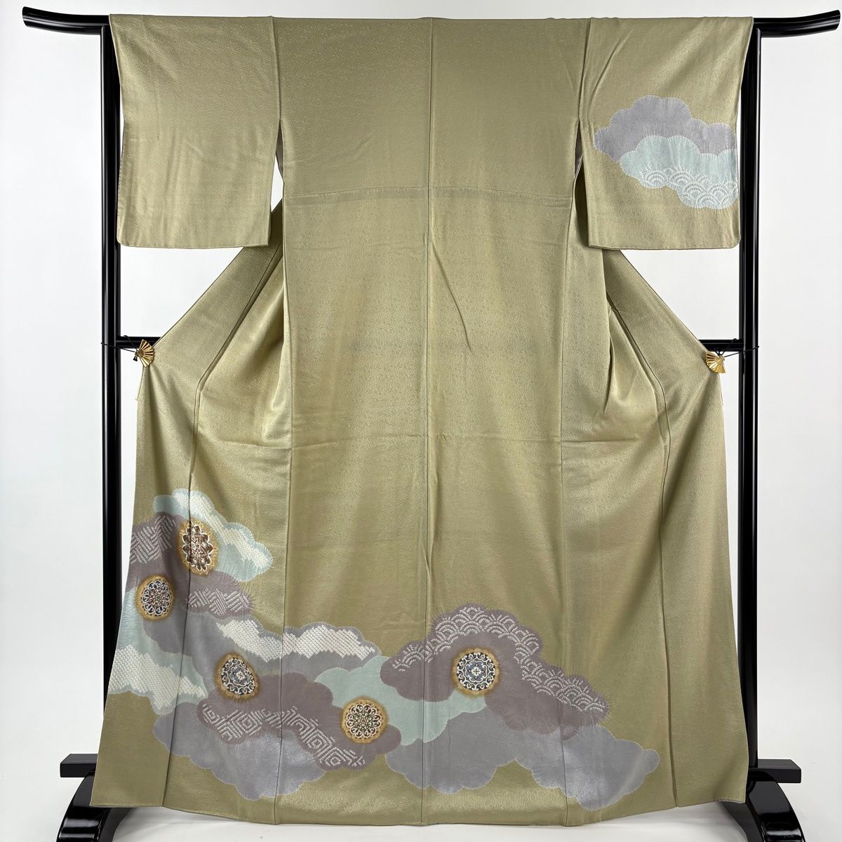 訪問着 身丈168 cm 裄丈64 5 M 袷 雲文 華文 金銀彩 絞り 抹茶色 正絹 秀品