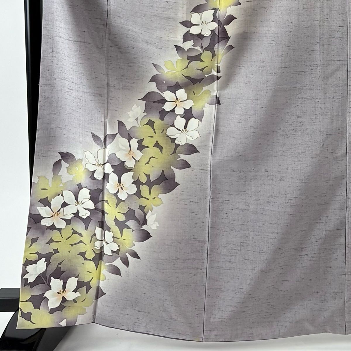 訪問着 身丈166 cm 裄丈69 L 袷 紬地 草花 金彩 ぼかし 灰紫 正絹 秀品