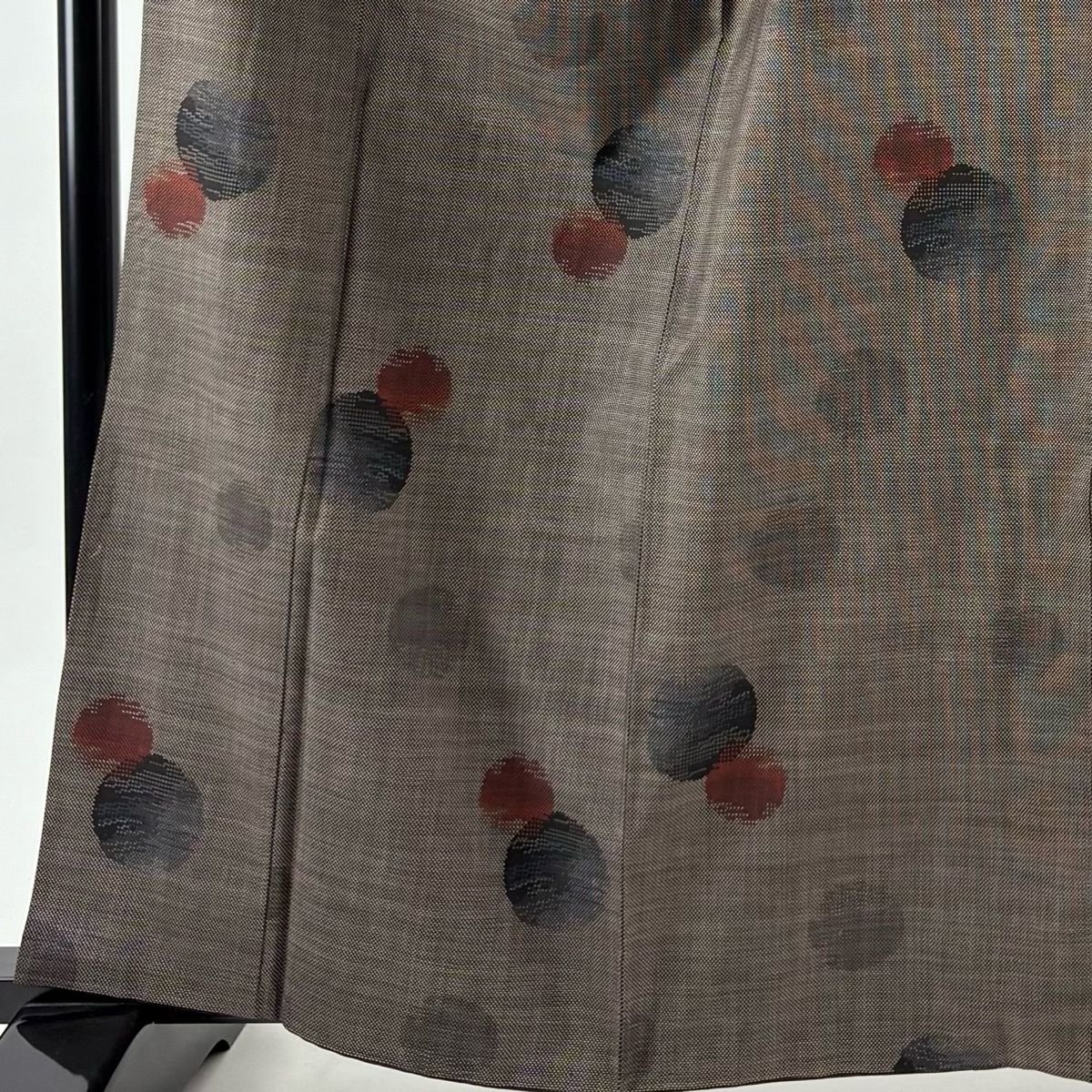 紬 身丈164 cm 裄丈66 M 袷 幾何学模様 焦茶色 正絹 秀品