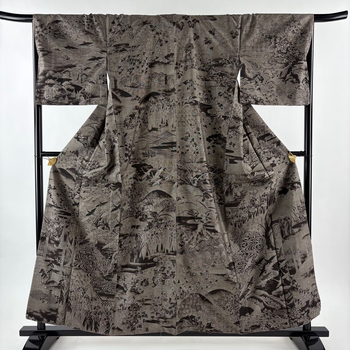 紬 身丈158 5 cm 裄丈68 L 袷 風景 鶴 焦茶色 正絹 秀品