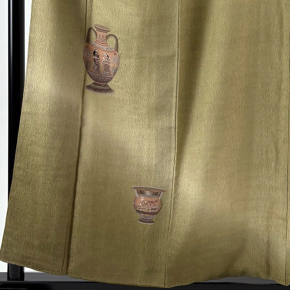 付下げ 身丈157.5 cm 裄丈64 M 袷 器物 人物 相良刺繍 刺繍 茶緑色 正絹 秀品