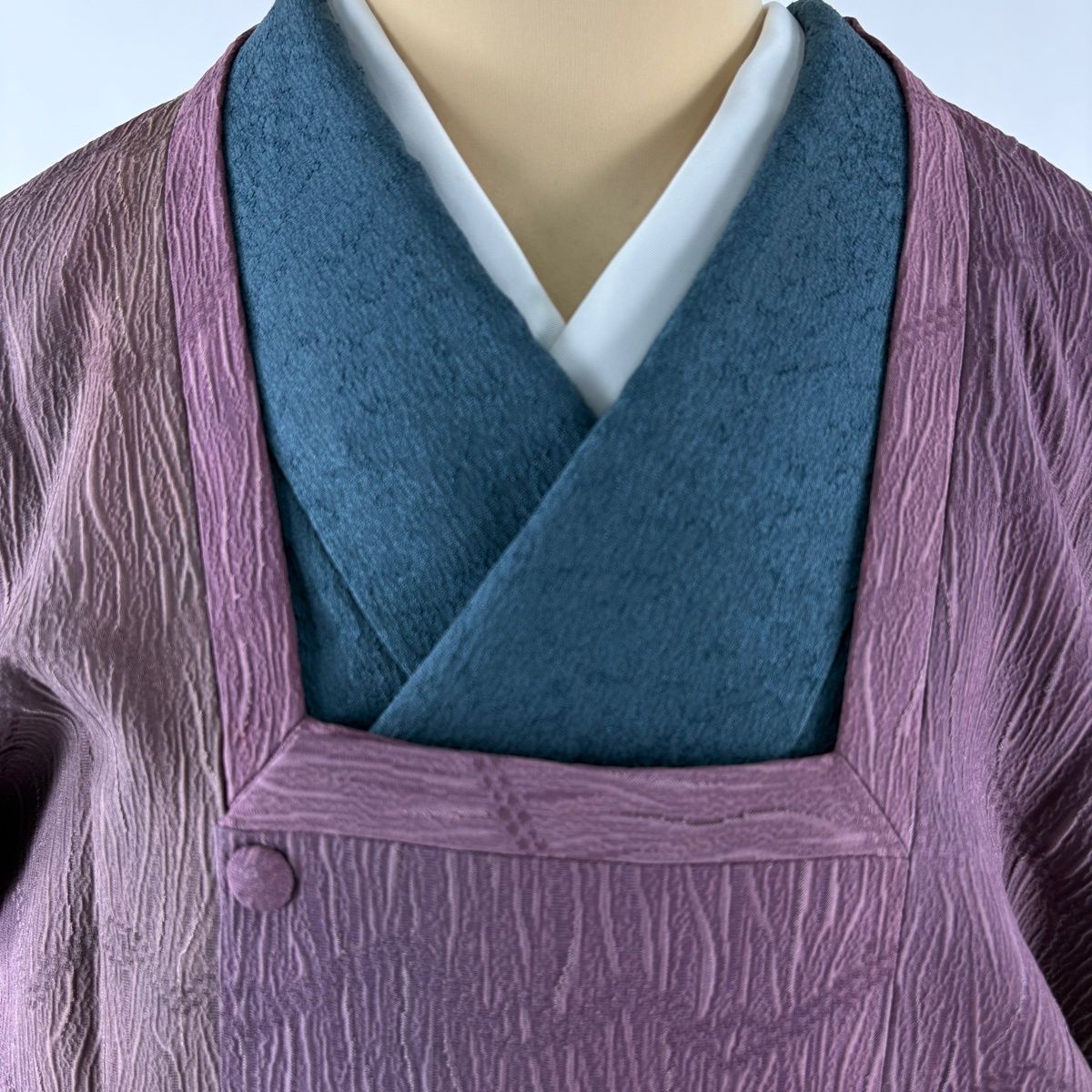  道行 身丈109 cm 裄丈68 L 和装コート 角衿 幾何学 紫 正絹 秀品 羽織 着物 浴衣