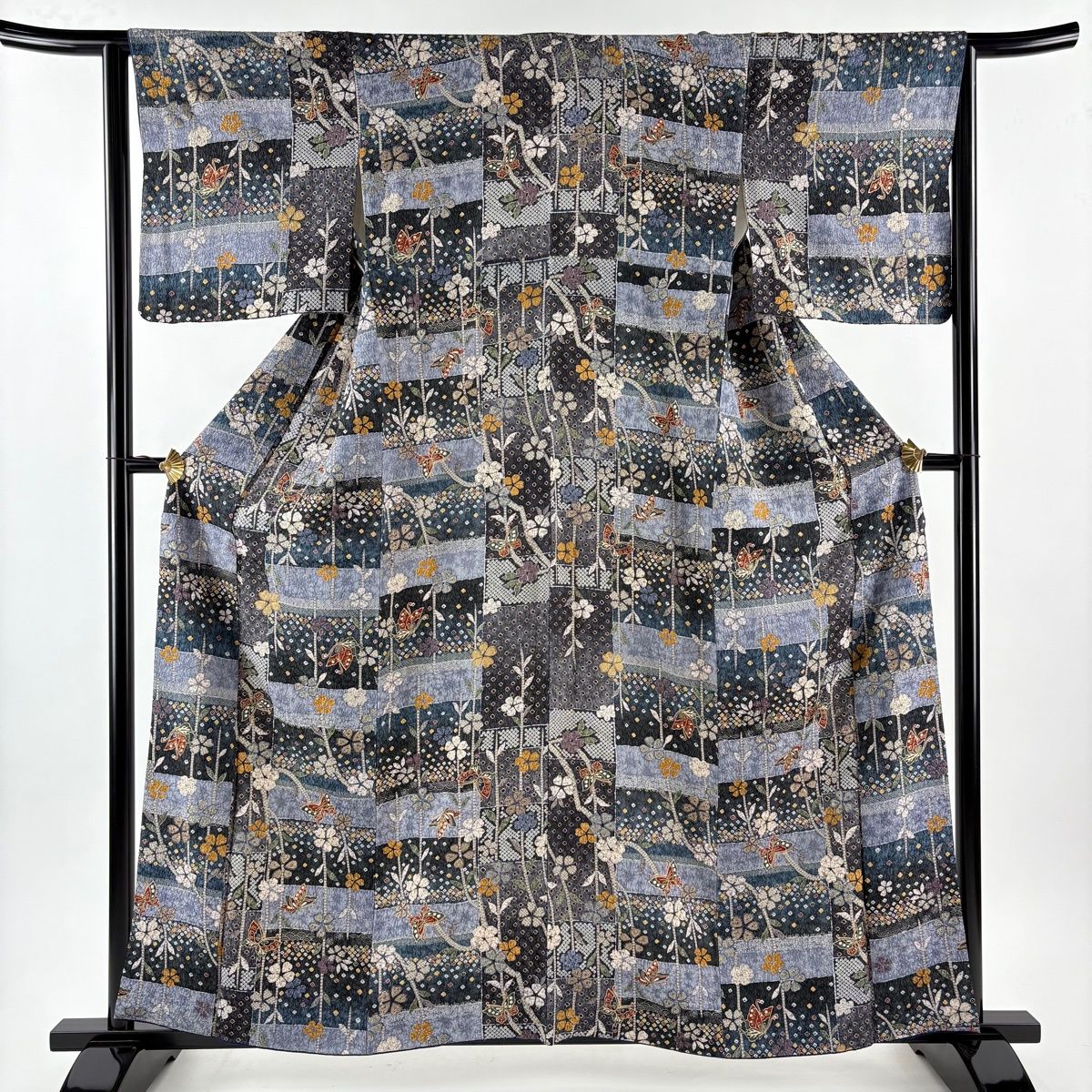 小紋 身丈159 cm 裄丈64 M 袷 蝶 草花 金彩 青灰色 正絹 秀品