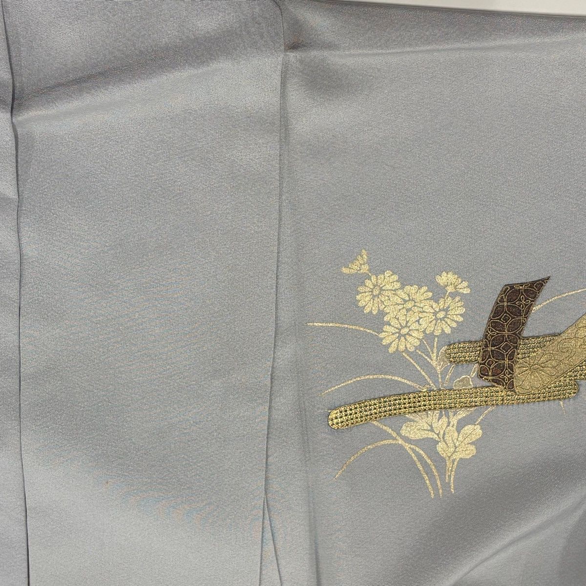  訪問着 身丈163.5 cm 裄丈67 M 袷 やまと 束ね熨斗 霞 刺繍 金糸 灰色 正絹 秀品 訪問着 付け下げ 着物