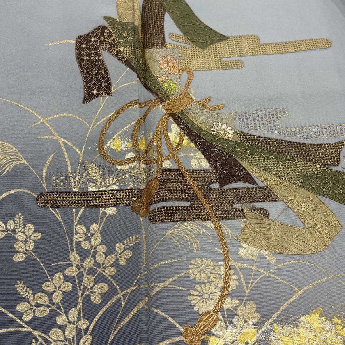 訪問着 身丈163.5cm 裄丈67cm M 袷 やまと 束ね熨斗 霞 刺繍 金糸 灰色