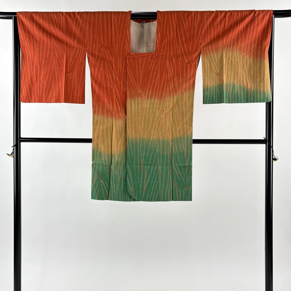 道行 身丈98 cm 裄丈66 M 和装コート 角衿 大島紬地 縫い締め絞り 染め分け 朱色 正絹 秀品