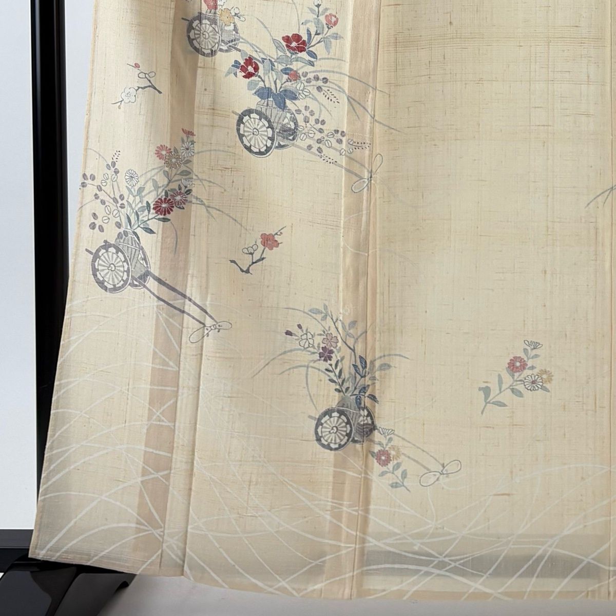 訪問着 身丈163.5 cm 裄丈64.5 M 単衣 紬地 花車 枝梅 銀彩 ベージュ 正絹 秀品