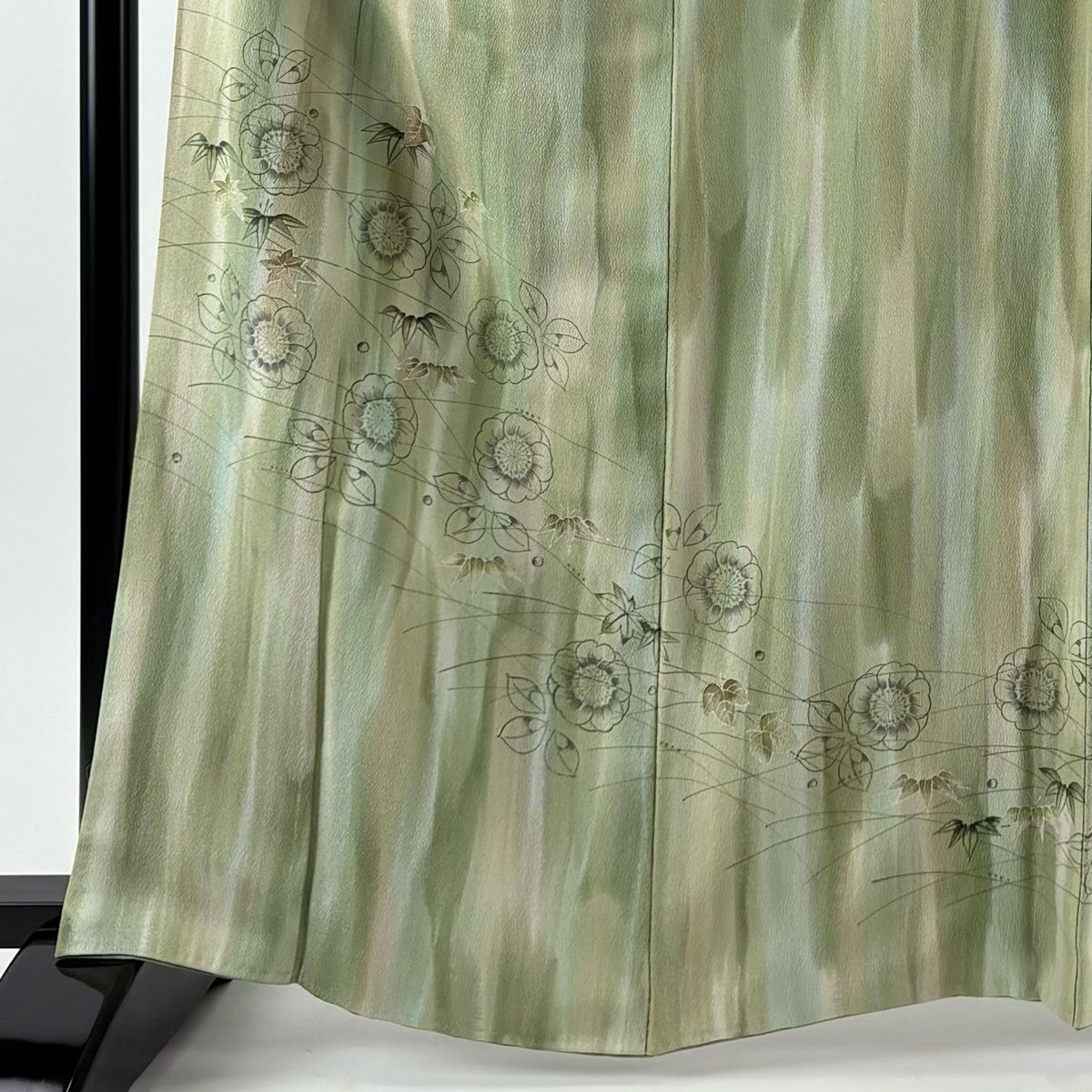 訪問着 身丈164 cm 裄丈68 L 袷 落款 辻が花柄 笹 ぼかし よもぎ色 正絹 秀品