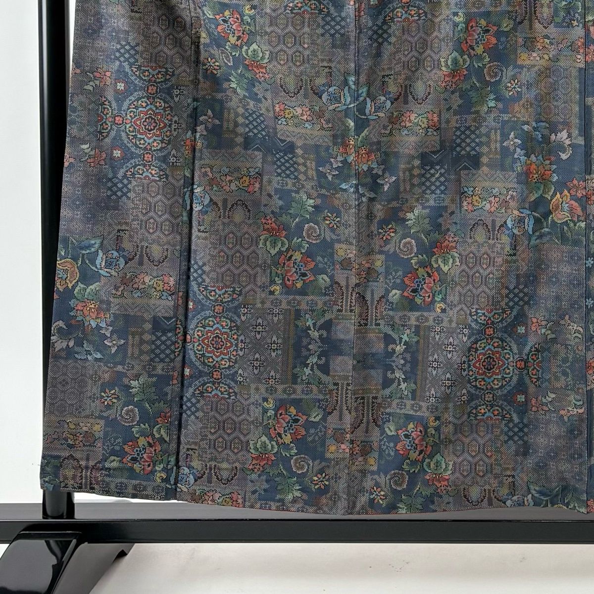 紬 身丈159 cm 裄丈65 M 袷 華文 草花 深緑 正絹