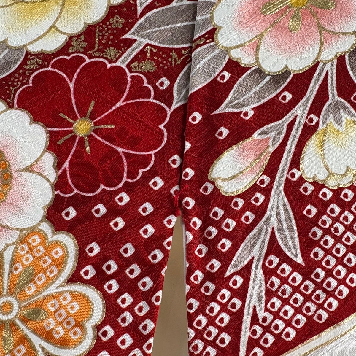  振袖 身丈159.5 cm 裄丈66 M 袷 袋帯フルセット 手鞠 草花 金糸 金彩 深緑 正絹 振袖 着物