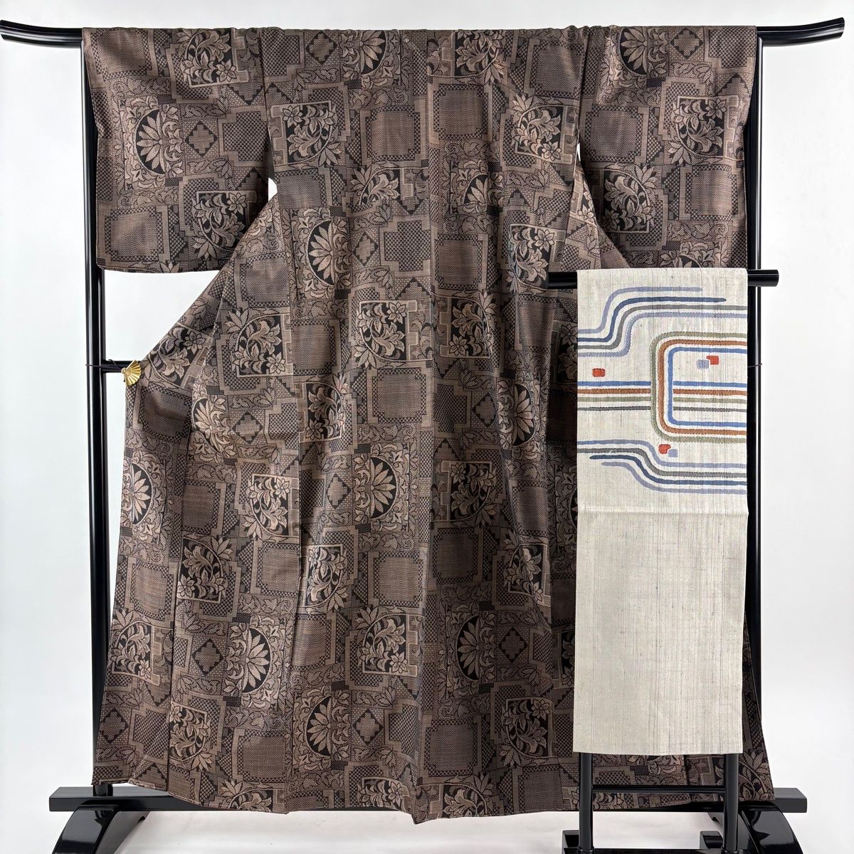 紬 身丈160.5 cm 裄丈67 M 袷 名古屋帯セット 草花 菱 焦茶色 正絹 秀品