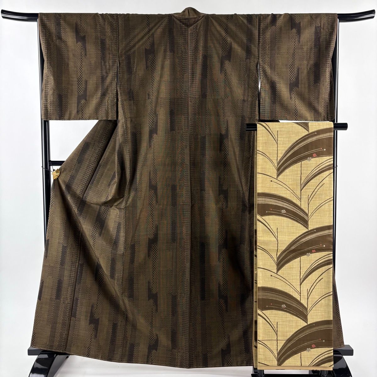 紬 身丈164 cm 裄丈65 5 M 袷 袋帯セット 壺垂れ 菱 茶緑色 正絹 秀品