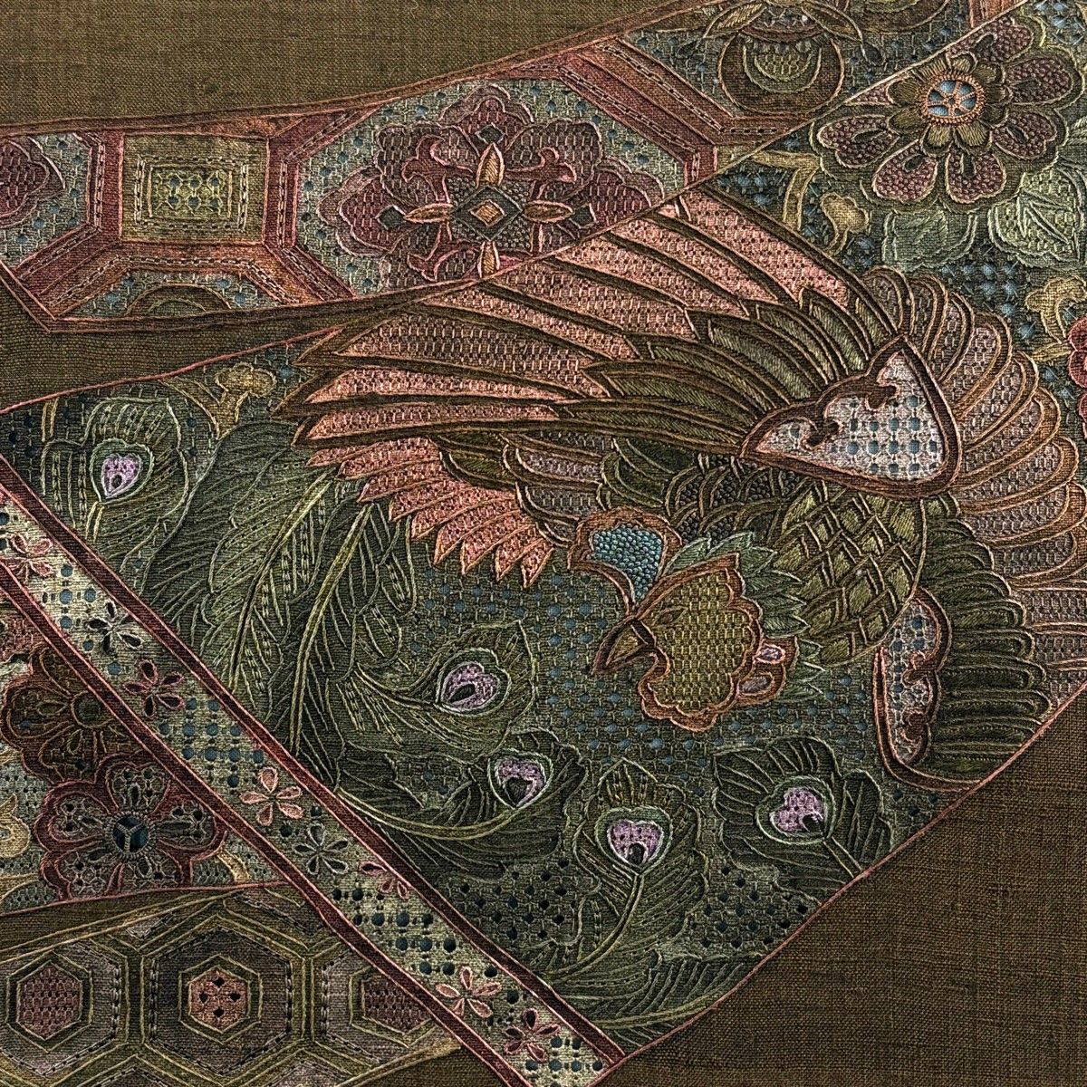 名古屋帯 秀品 紬地 花鳥 刺繍 焦茶色 正絹