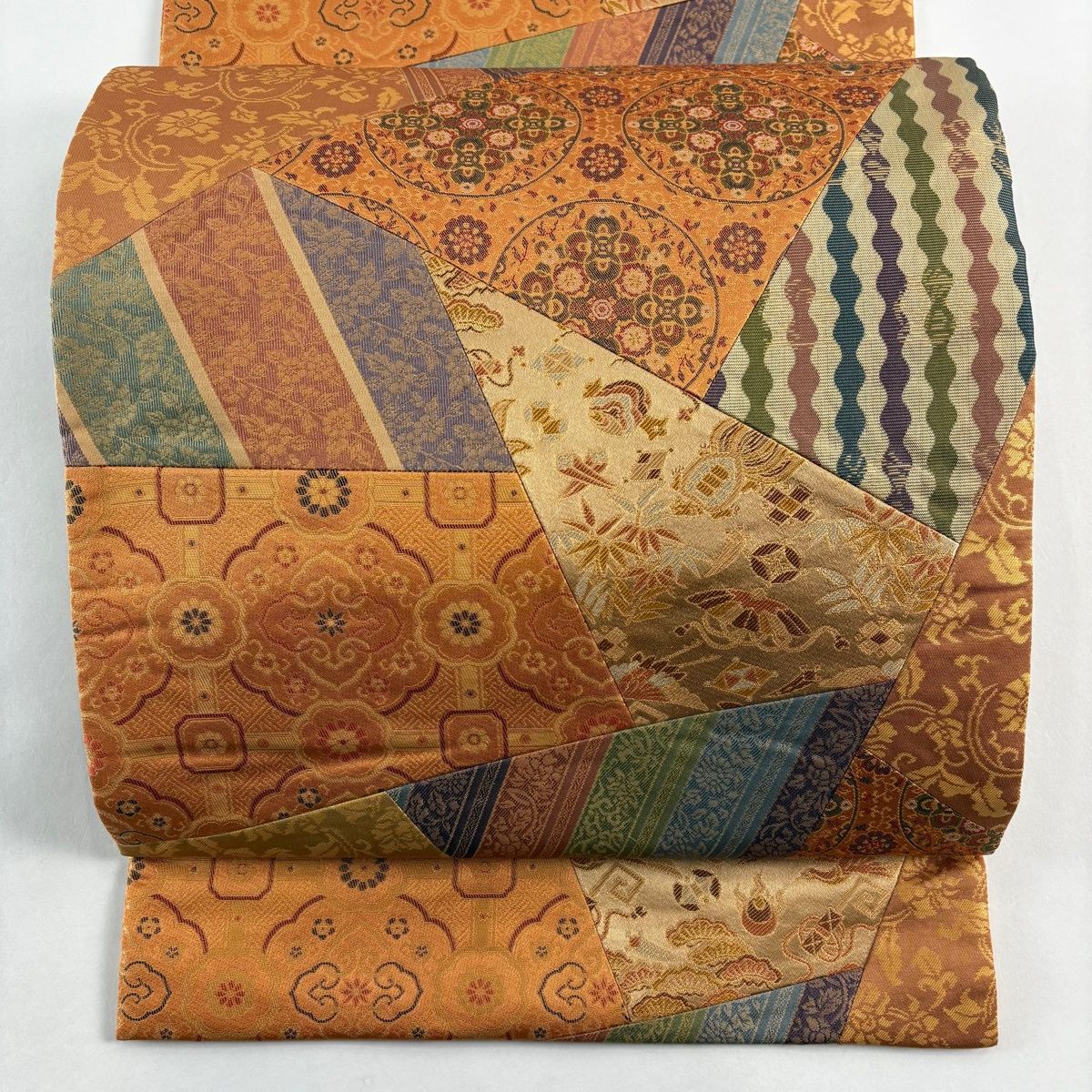 美品】 名古屋帯 秀品 花唐草 切り嵌め 箔 オレンジ 正絹 【中古