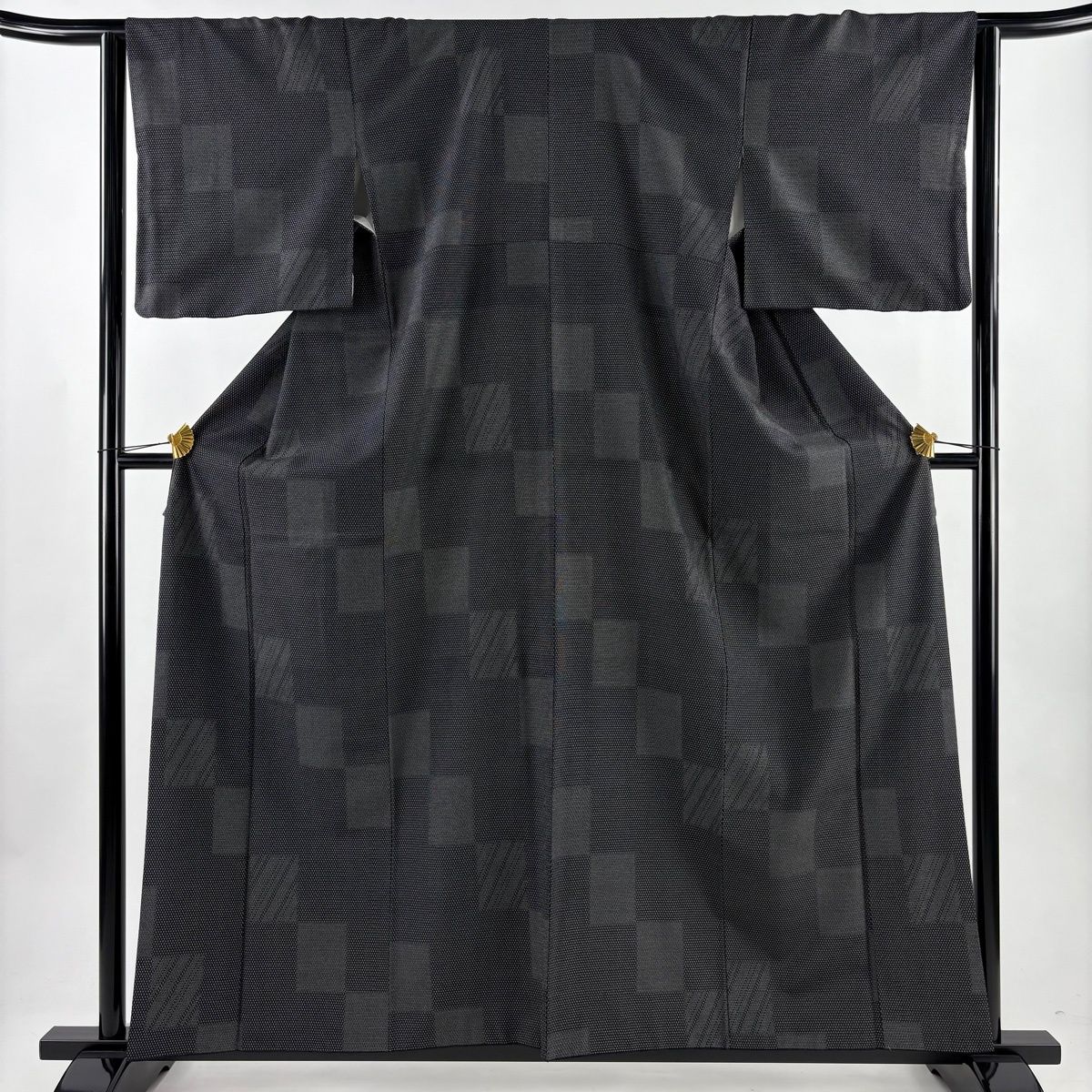 美品】 お召 身丈158.5cm 裄丈63cm S 袷 やまだ織 雪の中のきれ 本塩沢