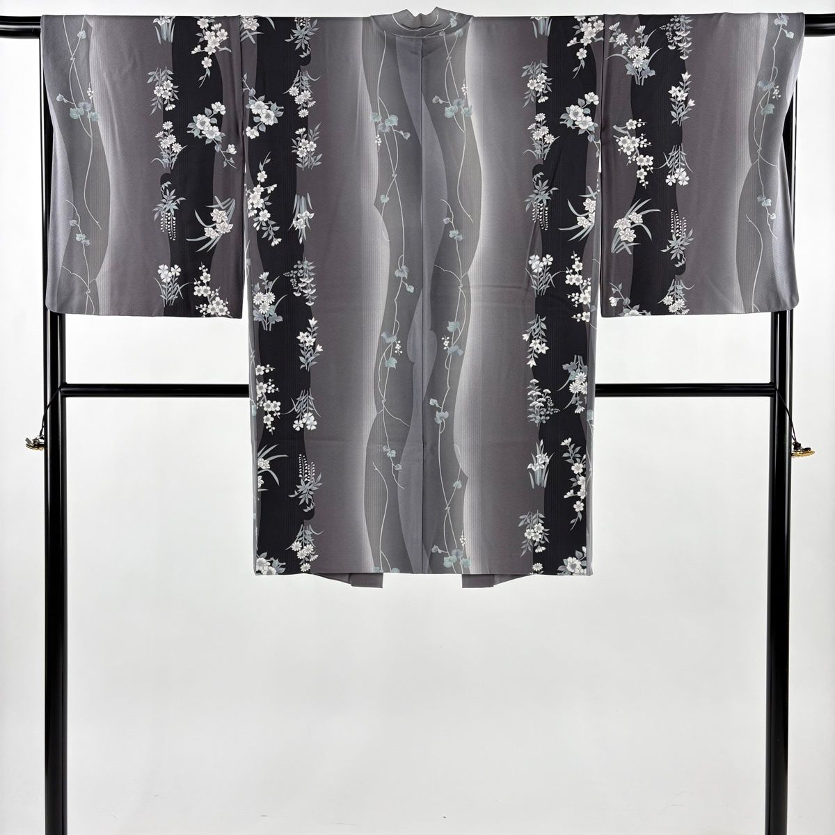 羽織 身丈98 cm 裄丈66.5 M 草花 ぼかし 灰紫 正絹