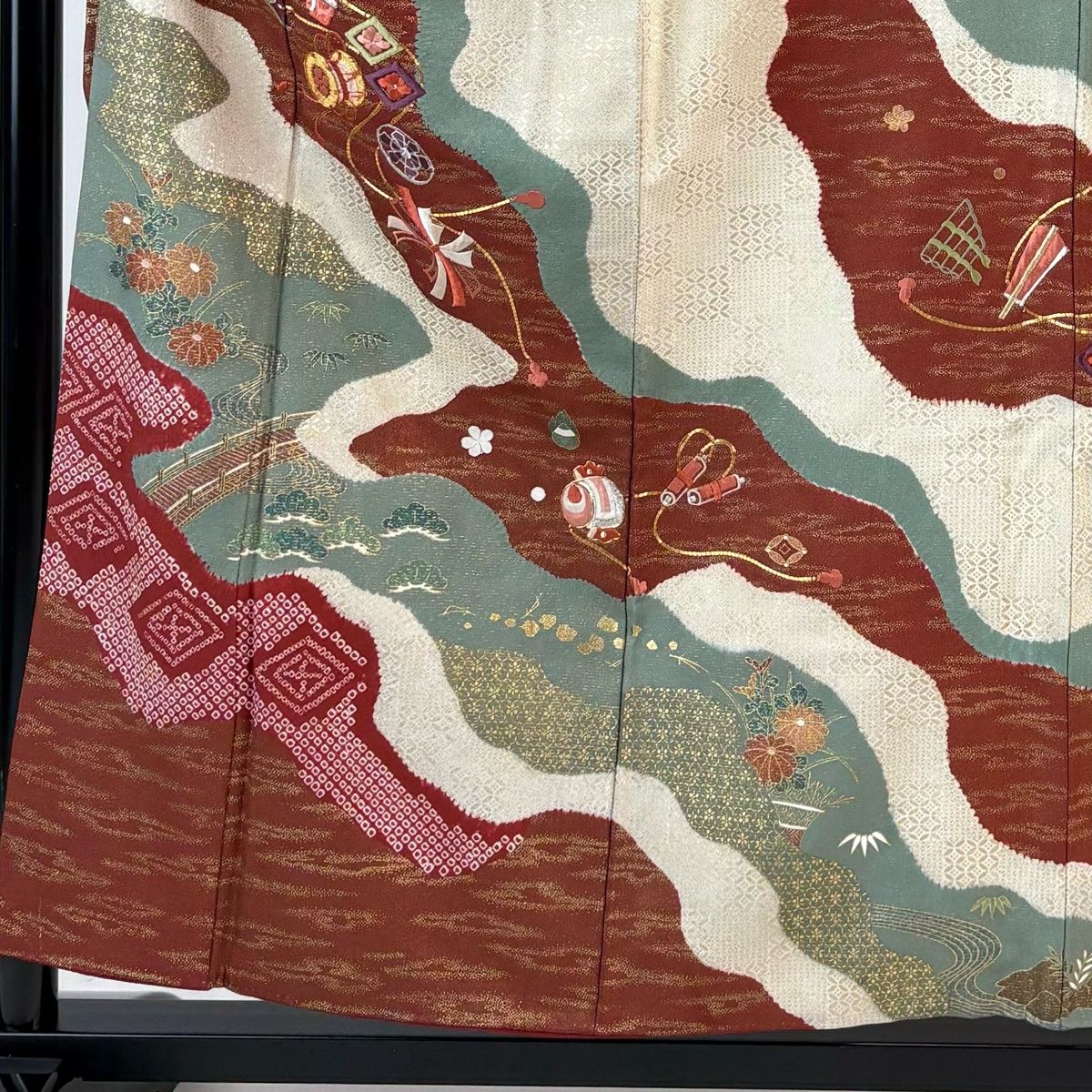 振袖 身丈157 cm 裄丈63 S 袷 鼓 草花 刺繍 金銀糸 灰緑 正絹 秀品