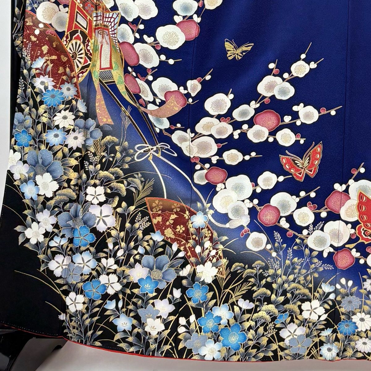 振袖 身丈163 cm 裄丈67 M 袷 御所車 枝梅 金糸 金彩 紺色 正絹 秀品