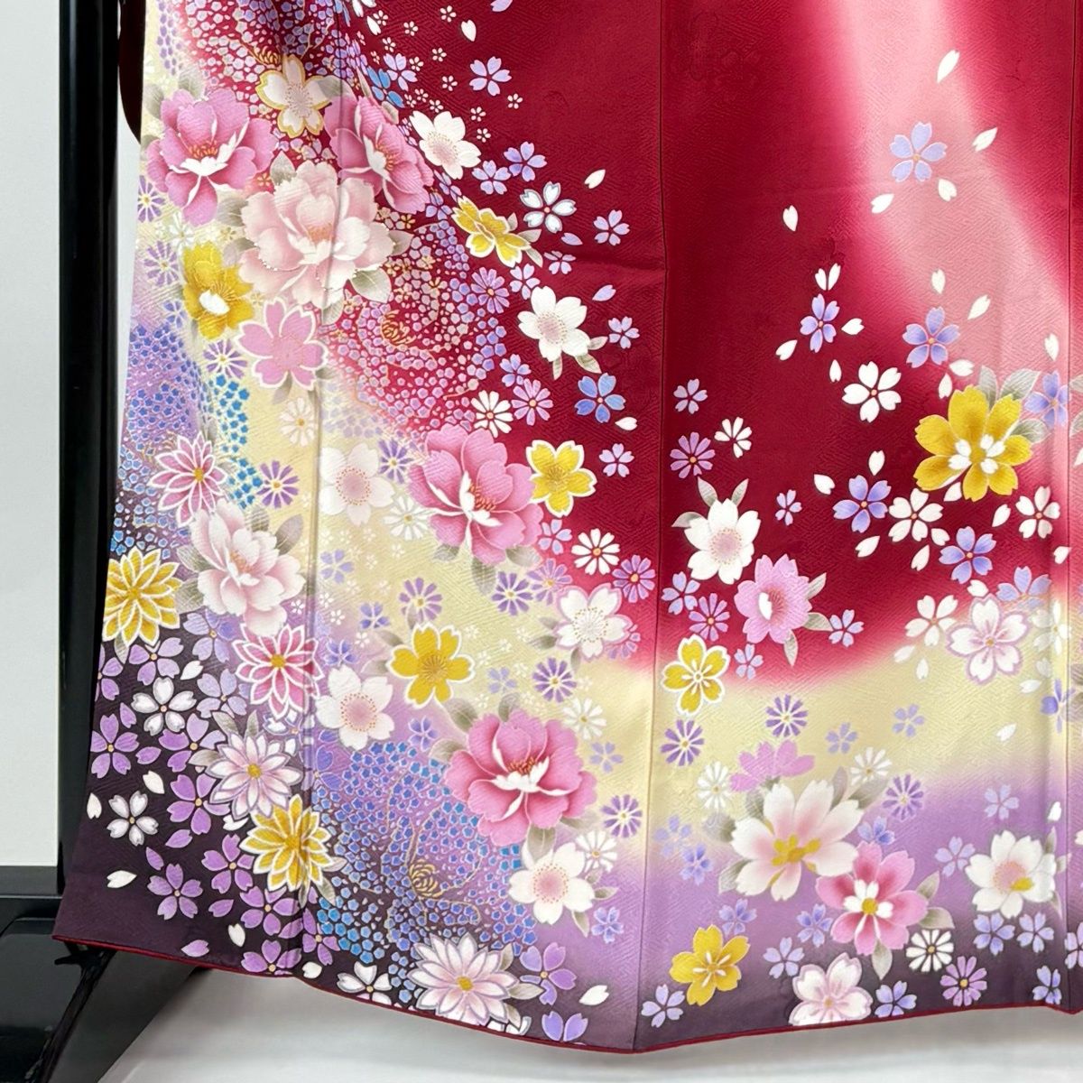 振袖 身丈164 cm 裄丈66.5 M 袷 草花 箔 ぼかし えんじ色 正絹 秀品