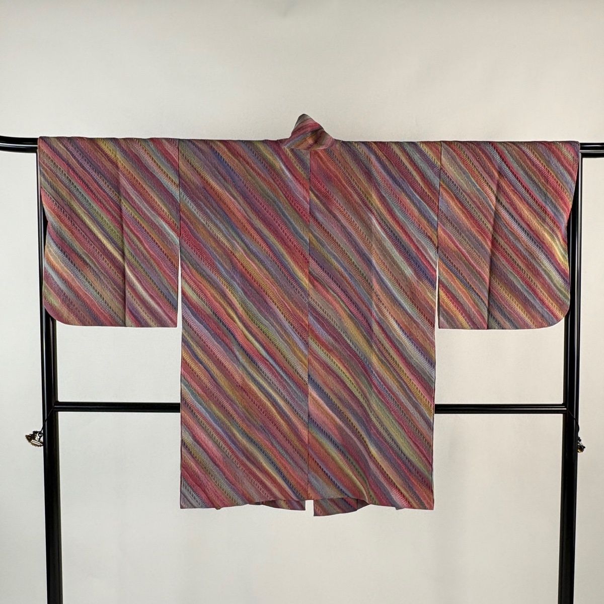 道中着 身丈89 cm 裄丈66.5 M 和装コート 斜縞 赤紫 正絹 秀品