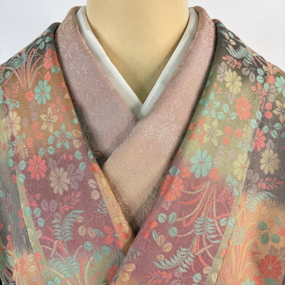  道中着 身丈89 cm 裄丈64 M 和装コート 鈴乃屋 草花 変わり市松 赤紫 正絹 秀品 羽織 着物 浴衣