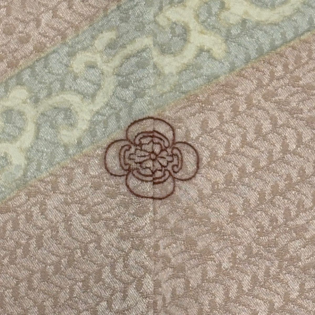  訪問着 身丈159 cm 裄丈63 S 袷 花丸文 疋田 金糸 金彩 薄ピンク 正絹 秀品 一つ紋 訪問着 付け下げ 着物