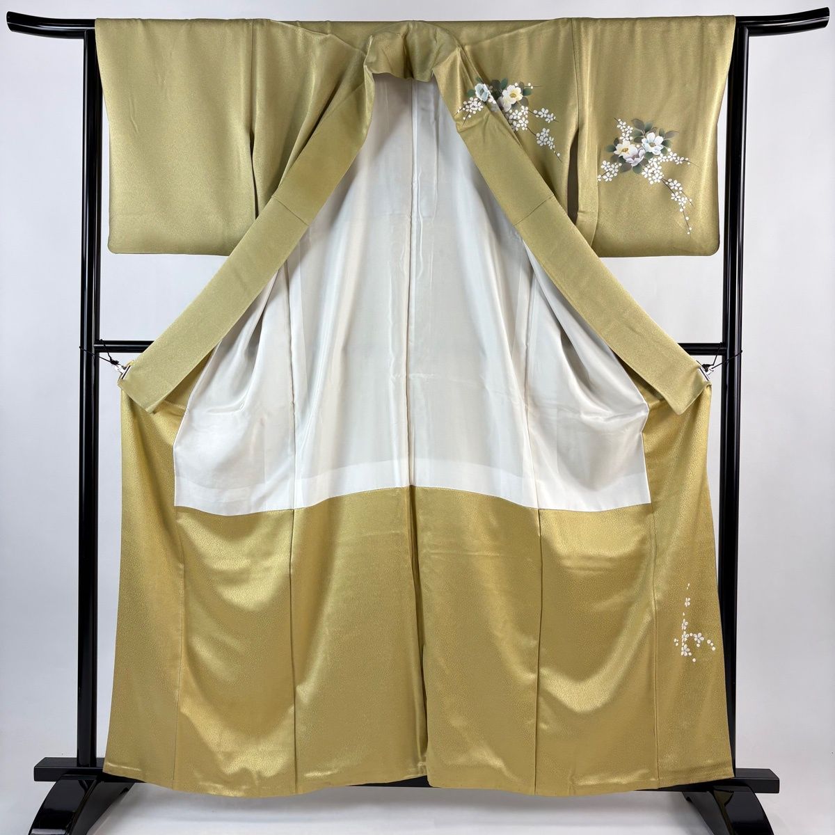 訪問着 身丈160.5cm 裄丈64cm M 袷 草花 鴛鴦 金彩 染め分け ベージュ