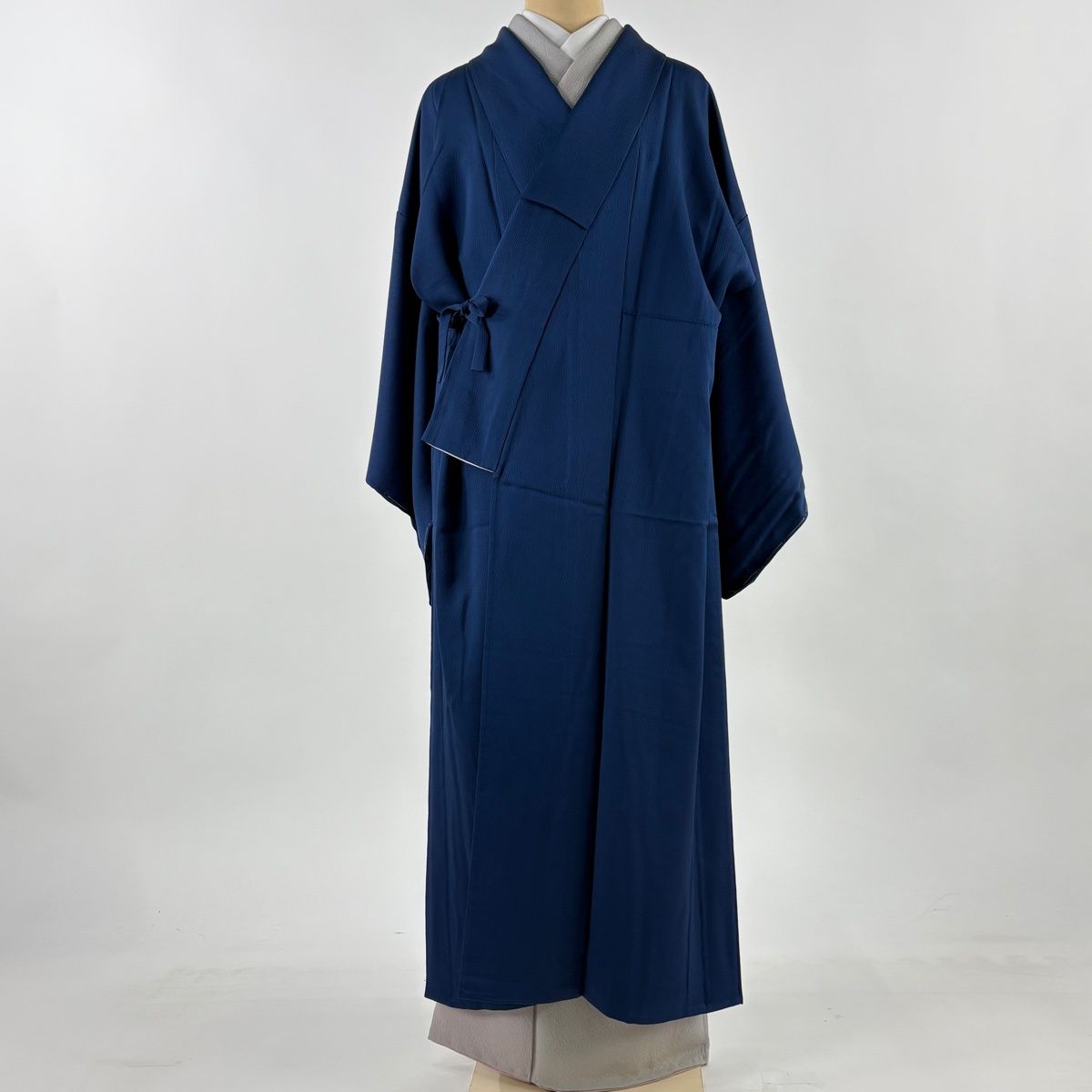 道中着 身丈127.5 cm 裄丈64 M 和装コート 着物衿 地紋 紺色 正絹