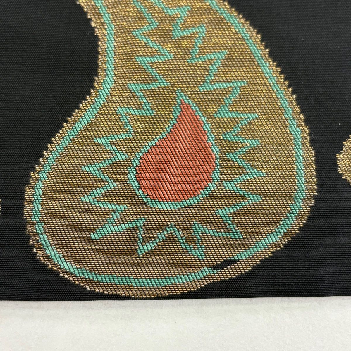  名古屋帯 桝屋高尾 落款 勾玉 縞 箔 黒 正絹 名古屋帯 帯