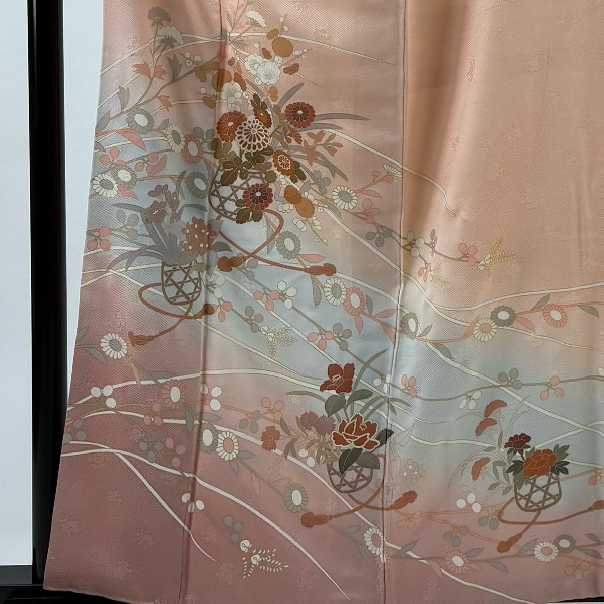 訪問着 身丈161 cm 裄丈63.5 S 袷 花籠 秋草 金銀彩 ぼかし ピンク 正絹 秀品