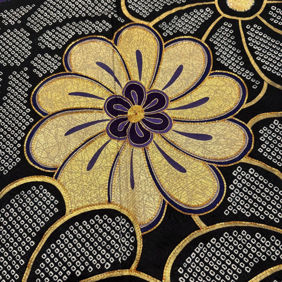  振袖 身丈164 cm 裄丈64.5 M 袷 花柄 地紋 金糸 絞り 青紫 正絹 振袖 着物