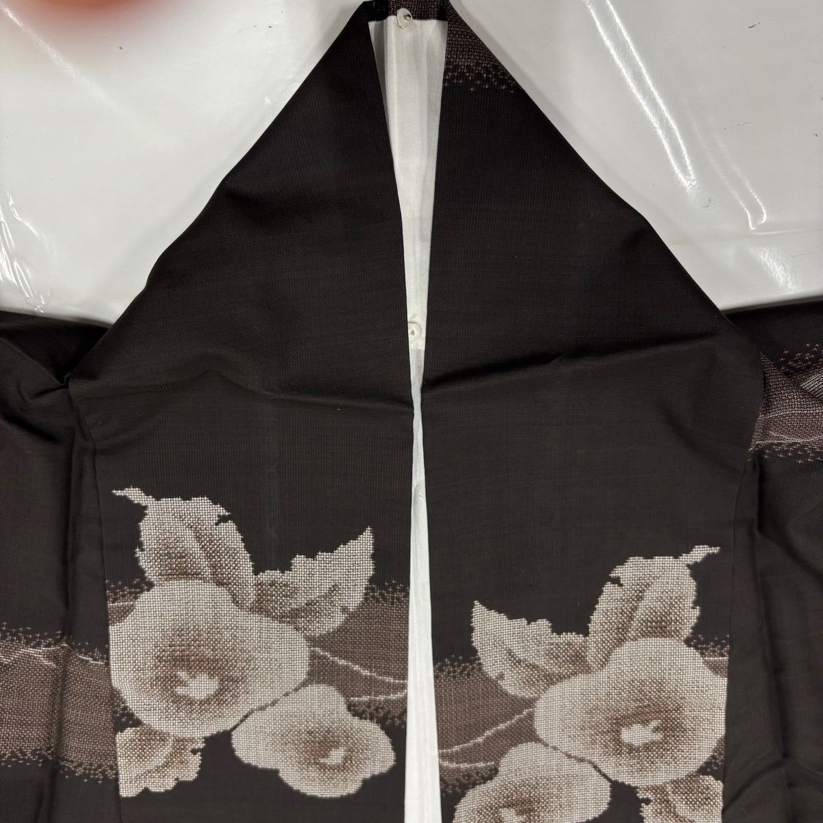  紬 身丈169.5 cm 裄丈68 L 袷 ますいわ屋 椿 霞 焦茶色 正絹 紬 着物