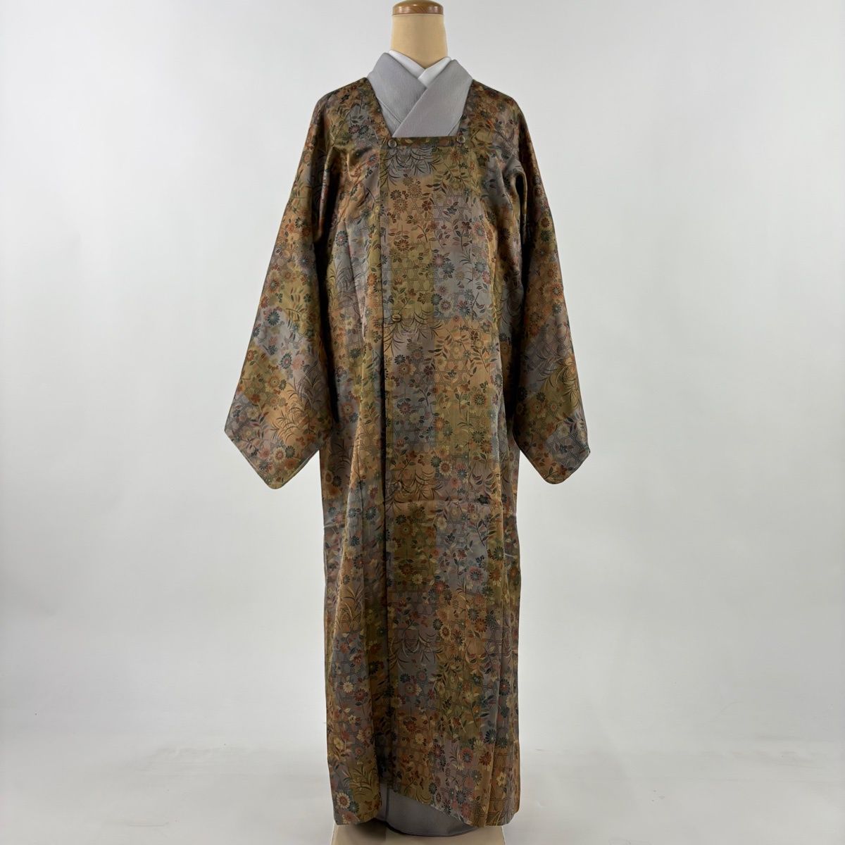 道行 身丈133 cm 裄丈70 L 和装コート 角衿 お召地 草花 籠目 茶色 正絹 秀品
