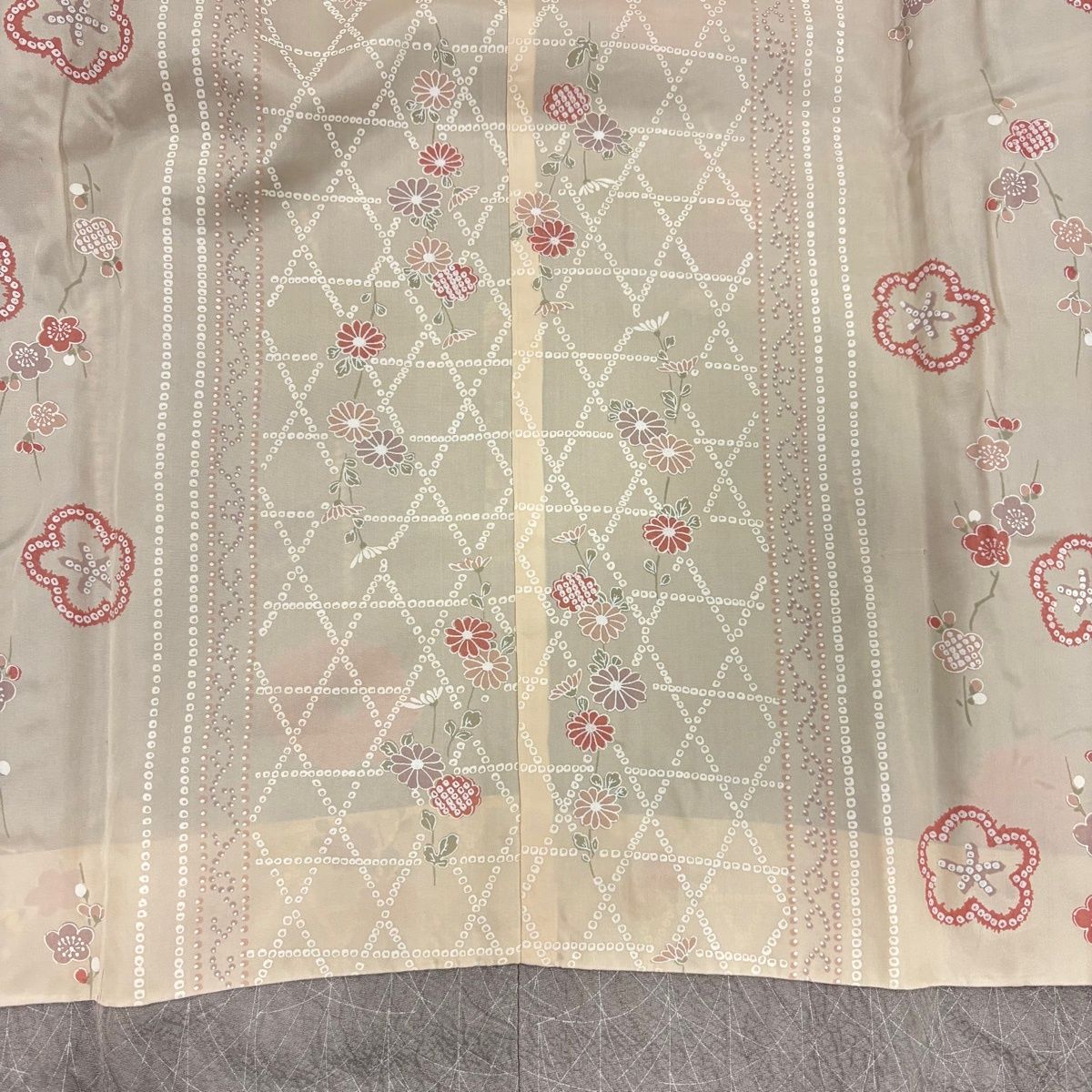  道行 身丈92 cm 裄丈65 M 和装コート 角衿 霞 草花 金銀彩 絞り 灰紫 正絹 秀品 羽織 着物 浴衣