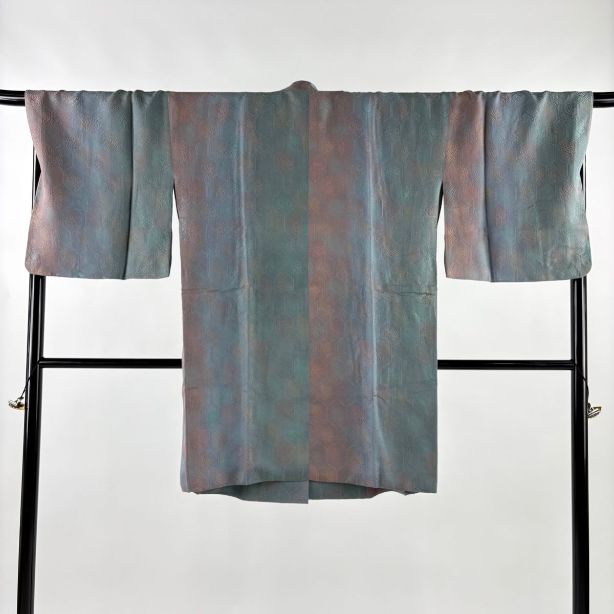 道中着 身丈96 cm 裄丈70 L 和装コート 亀甲 幾何学 染め分け ぼかし 灰緑 正絹 秀品