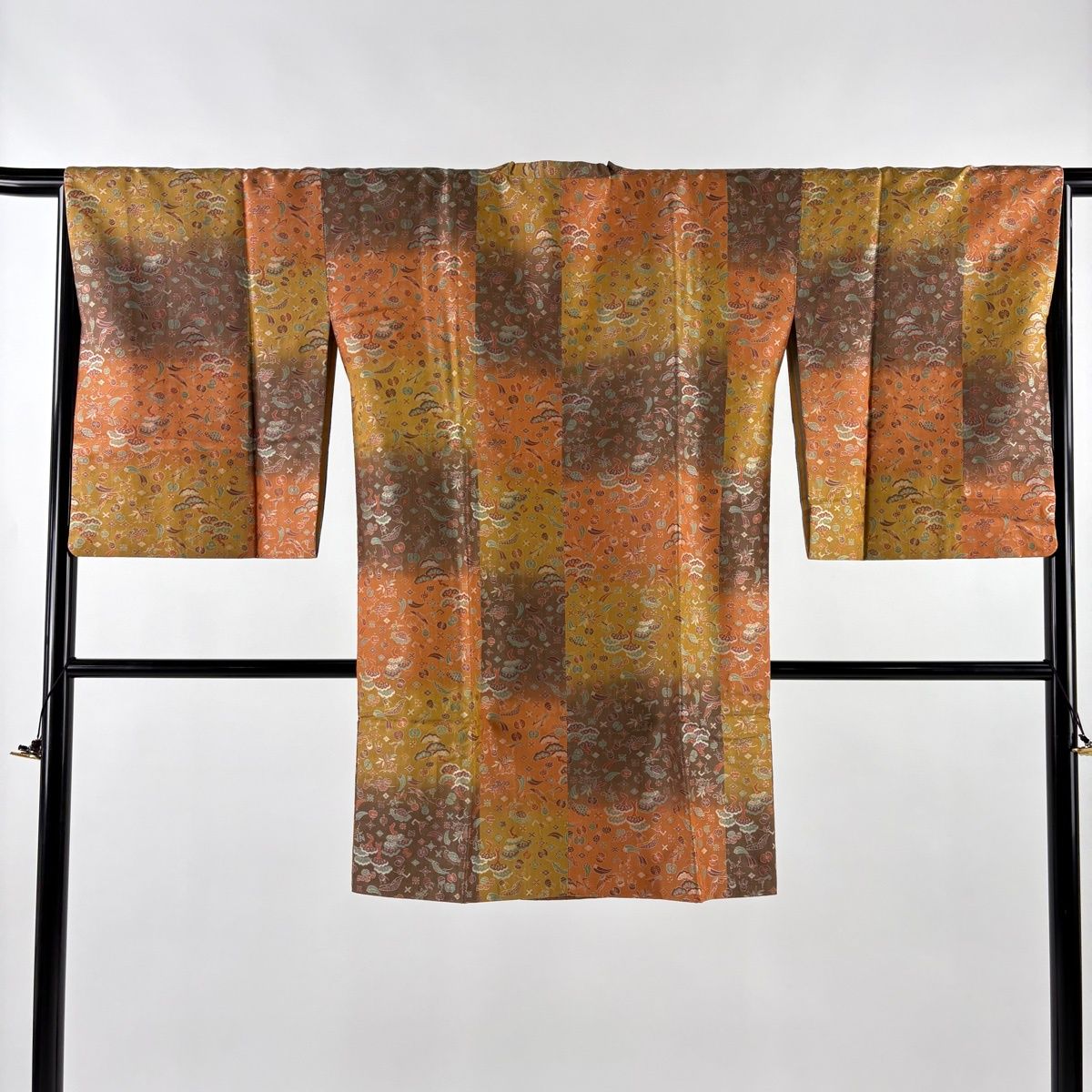 道行 身丈96 cm 裄丈66 5 M 和装コート 角衿 宝尽くし 松 オレンジ 正絹 秀品