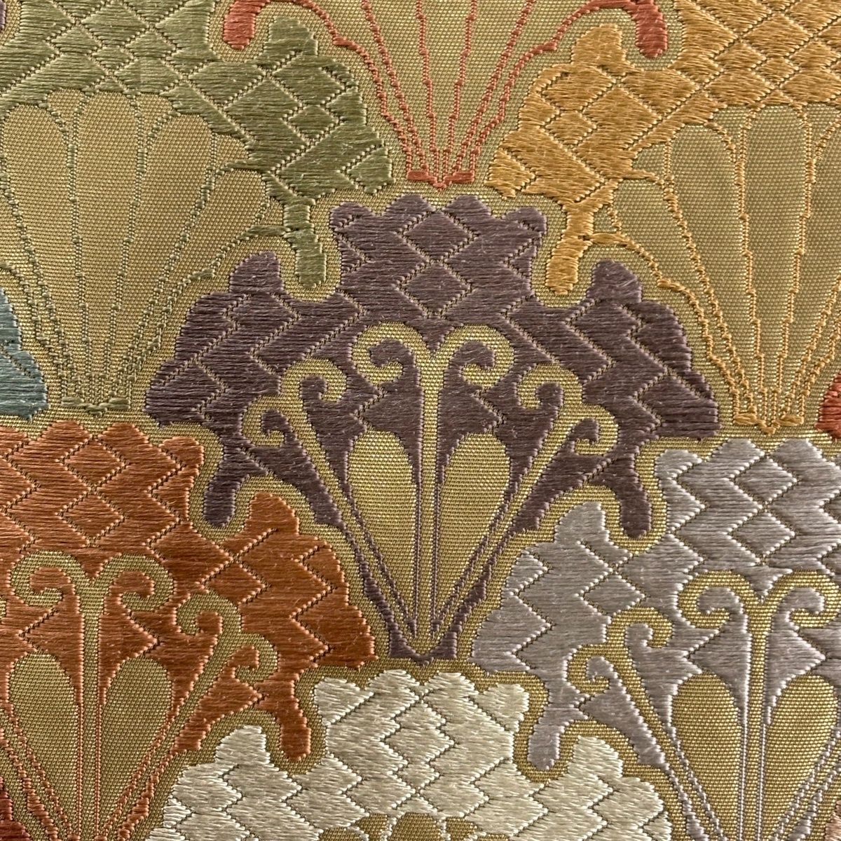 美品】 袋帯 秀品 雪輪青海波 唐織 箔 金茶 六通 正絹 【中古】 - メルカリ