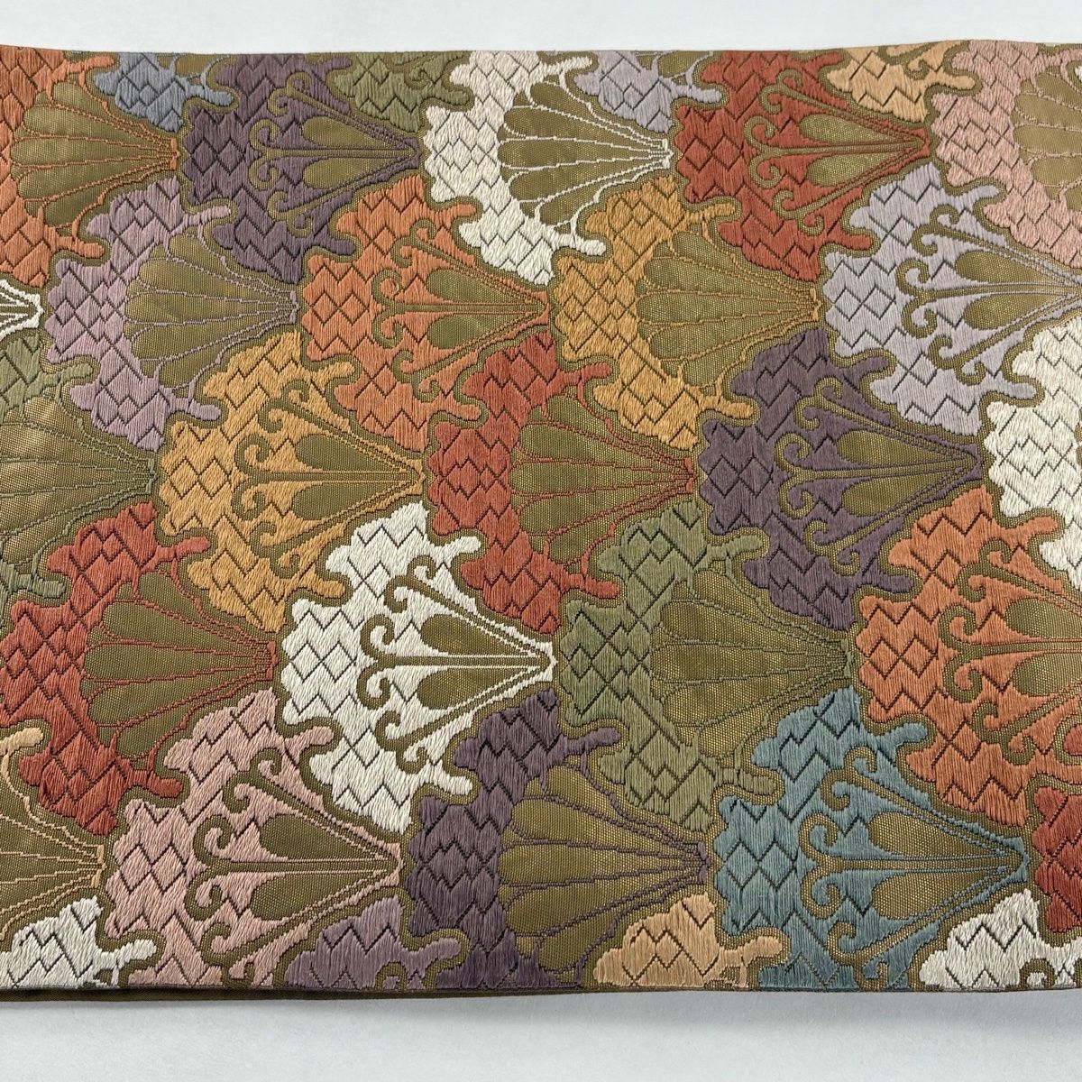 雪輪青海波 唐織