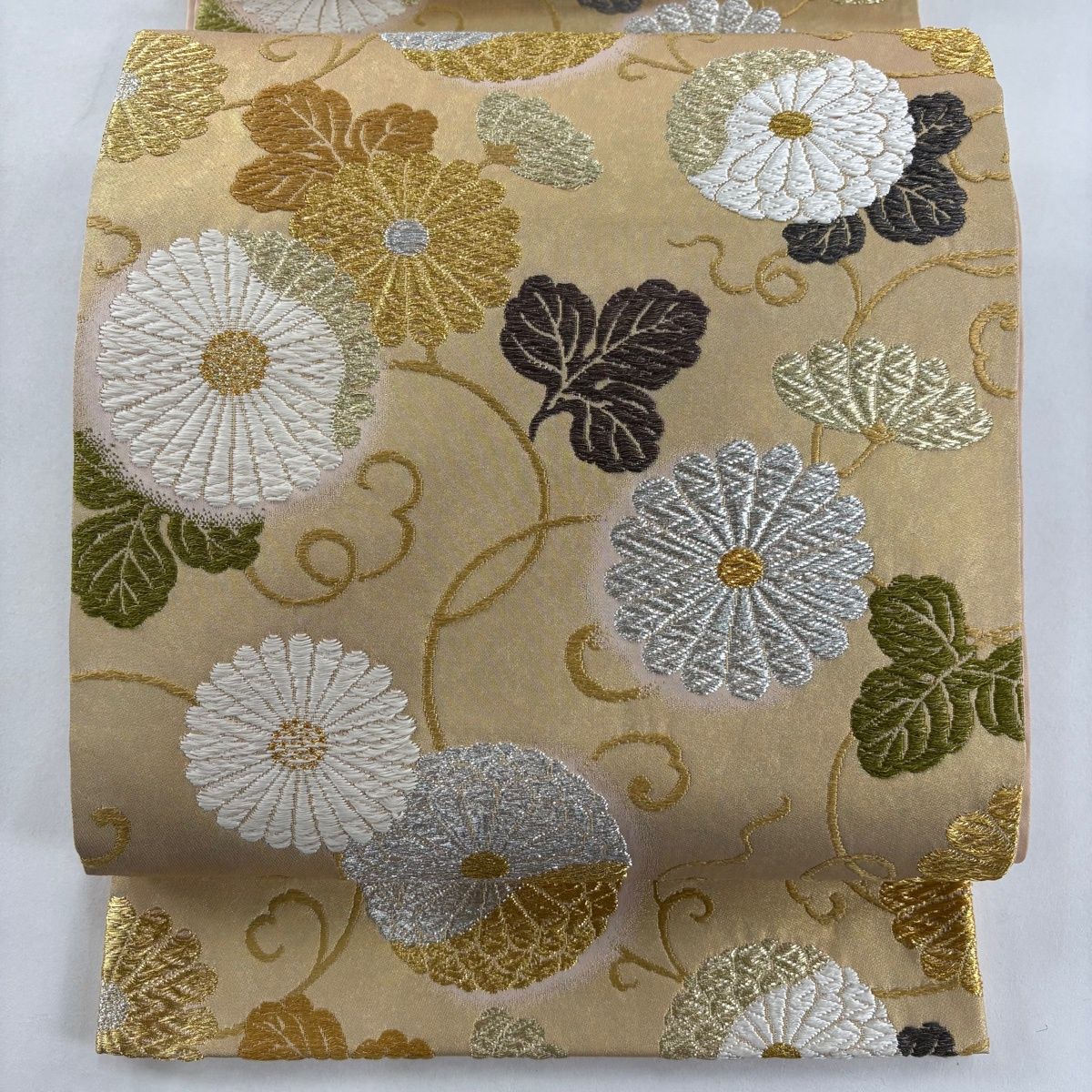 袋帯 秀品 菊唐草 箔 金銀糸 ベージュ 六通 正絹