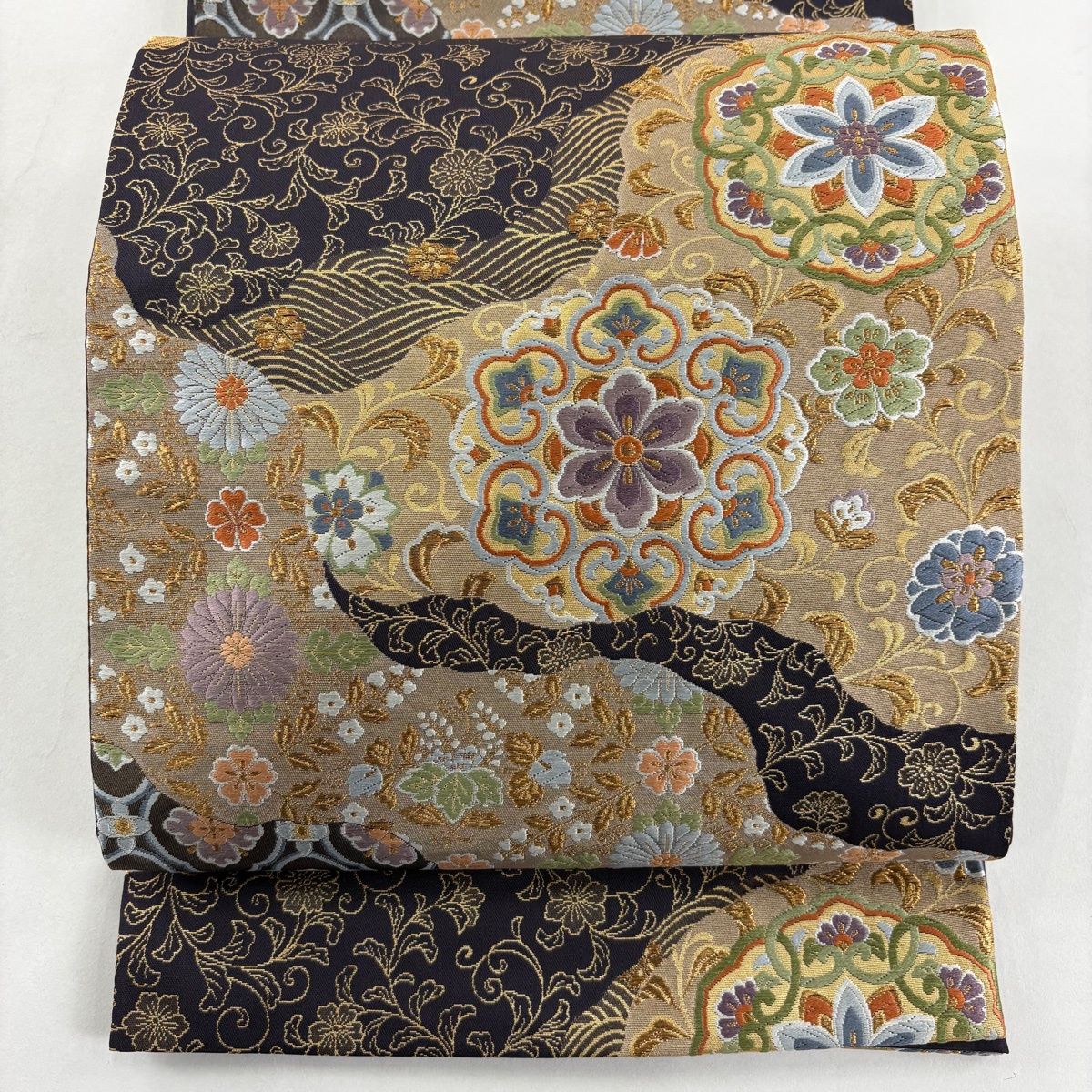 袋帯 秀品 華文 草花 金糸 箔 濃紫 六通 正絹