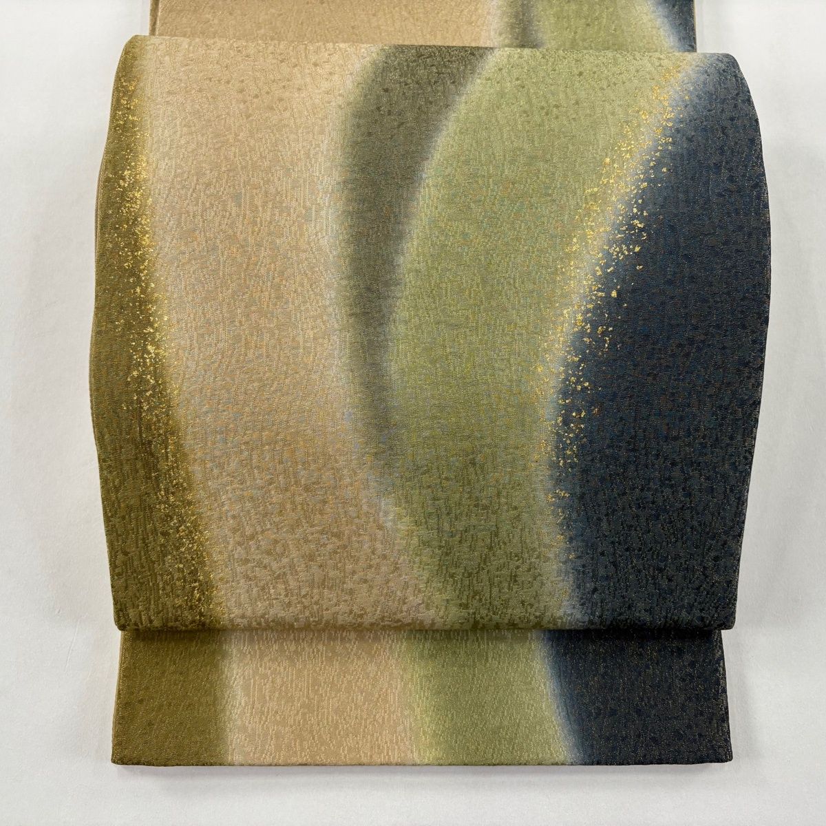 袋帯 秀品 よろけ縞 幾何学 金糸 金彩 よもぎ色 お太鼓柄 正絹