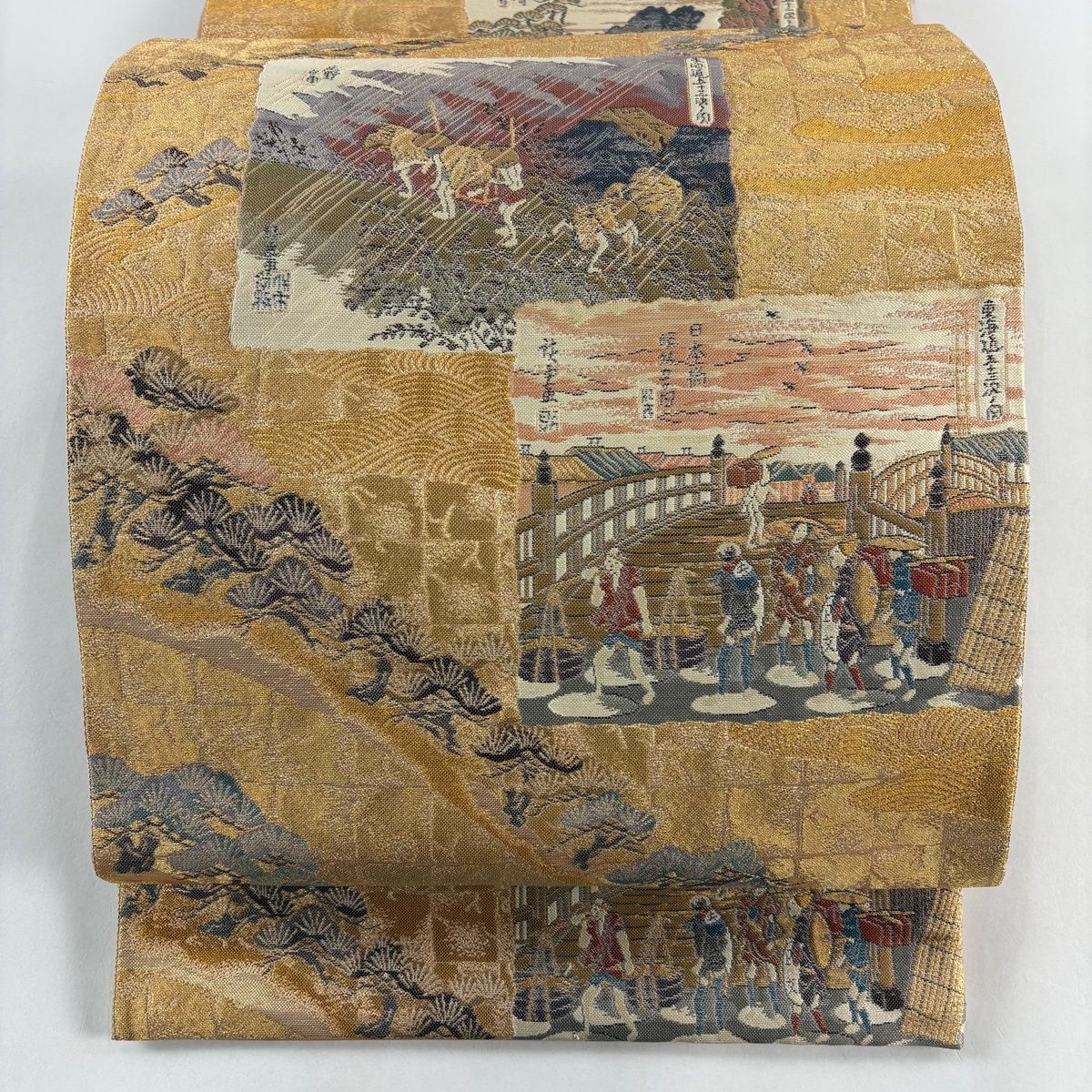 袋帯 秀品 東海道五十三次 人物 金糸 箔 金色 お太鼓柄 正絹