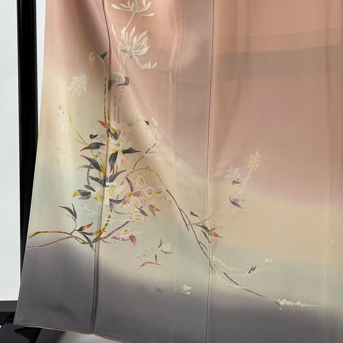 訪問着 身丈166.5 cm 裄丈67.5 L 袷 百貫石峰 落款 草花 ぼかし 染め分け ピンク 正絹