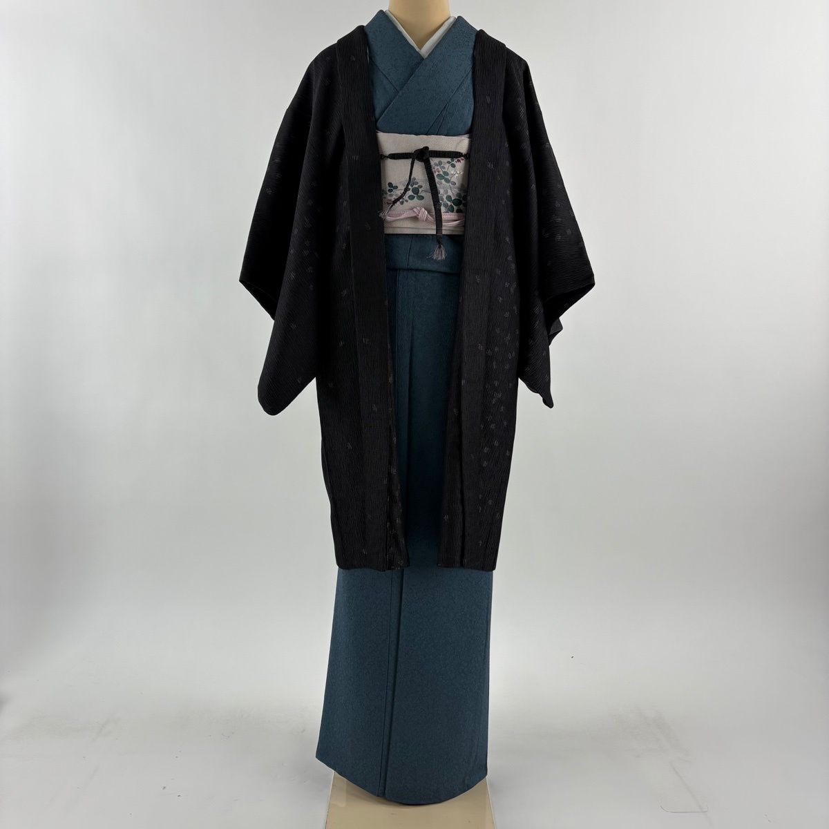 羽織 身丈98 cm 裄丈61 S 桜の花びら 黒 正絹